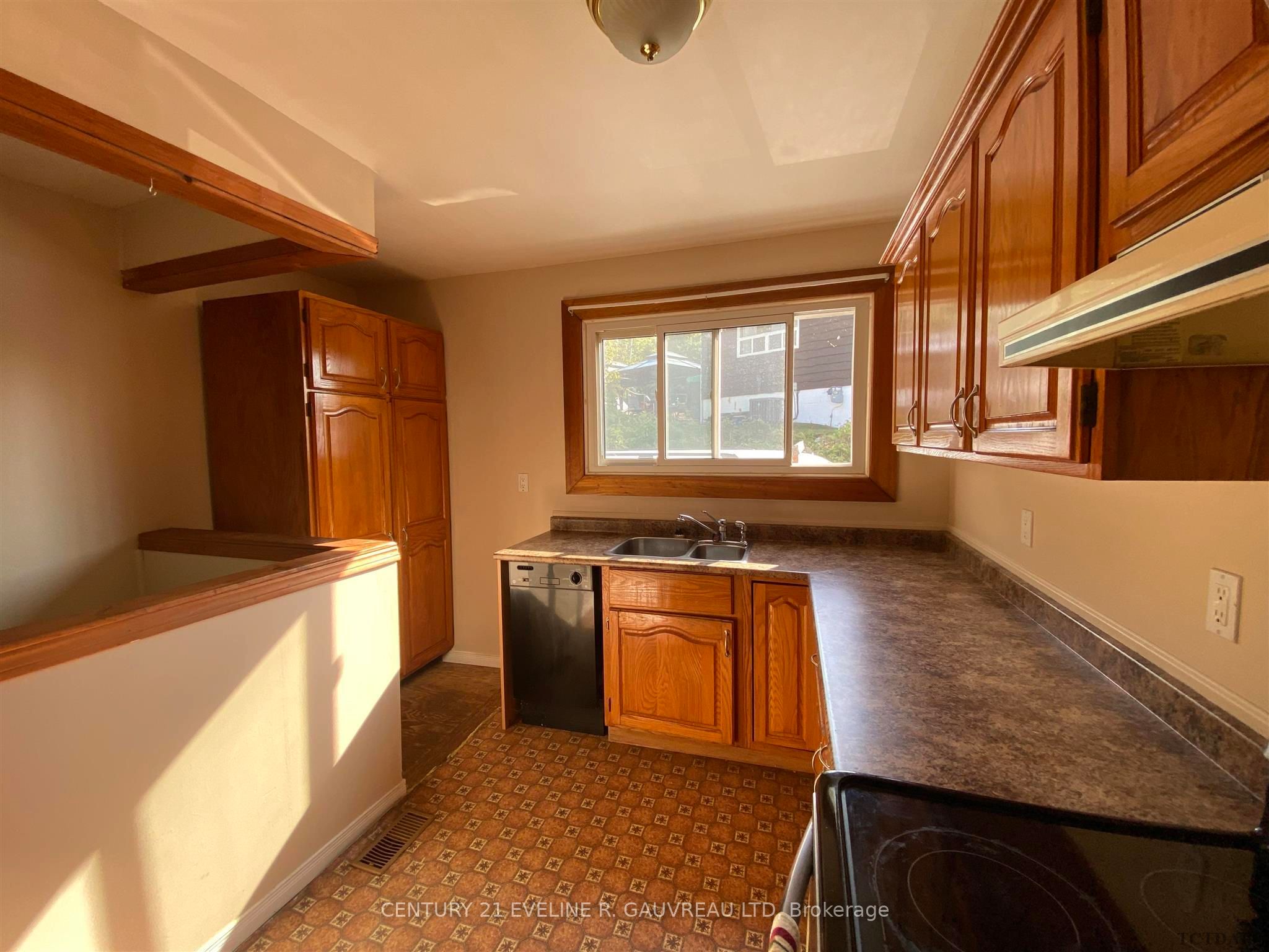Photo 11 of 22 Birch Crescent, Temagami — HOMEH