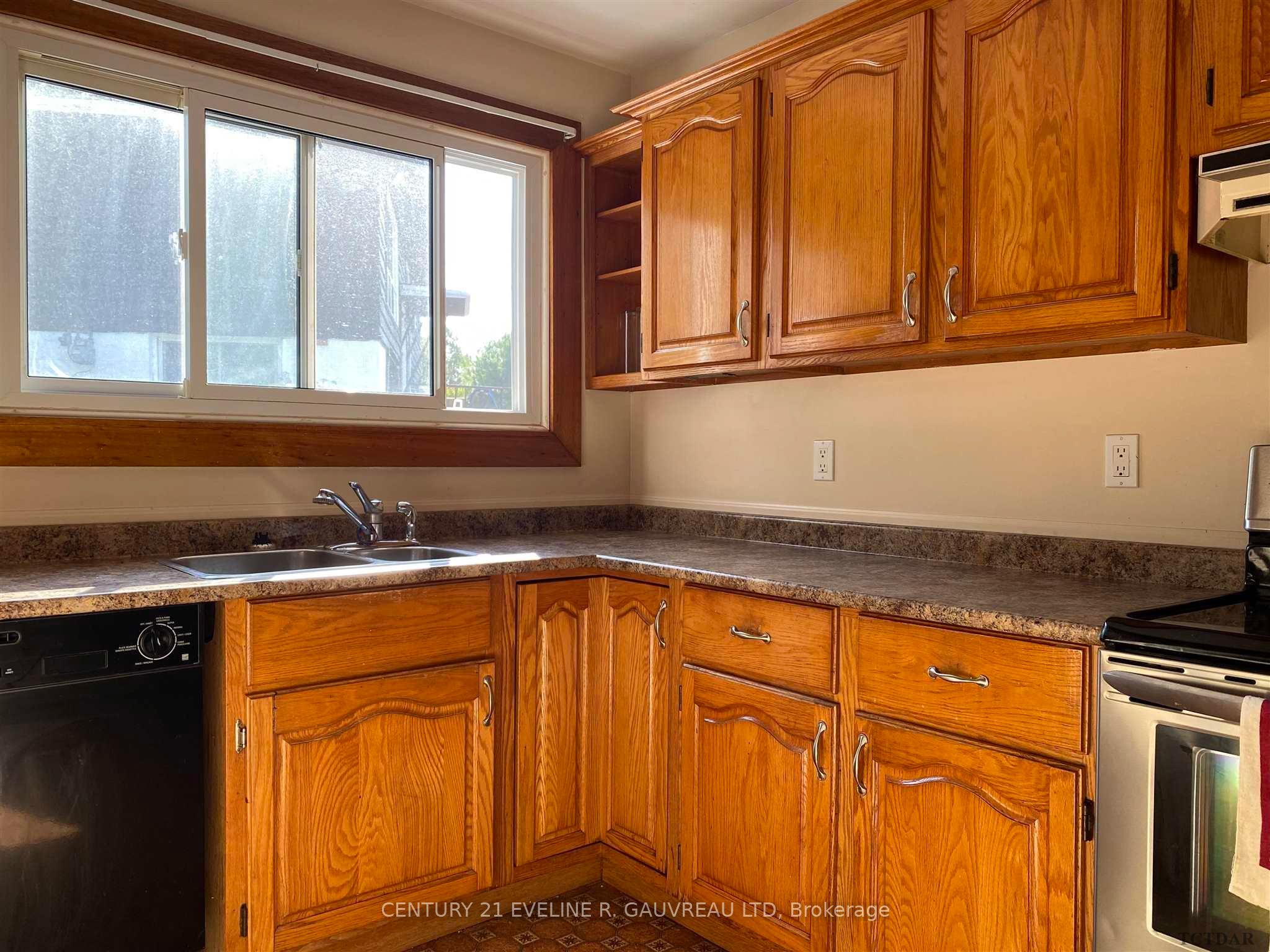 Photo 13 of 22 Birch Crescent, Temagami — HOMEH