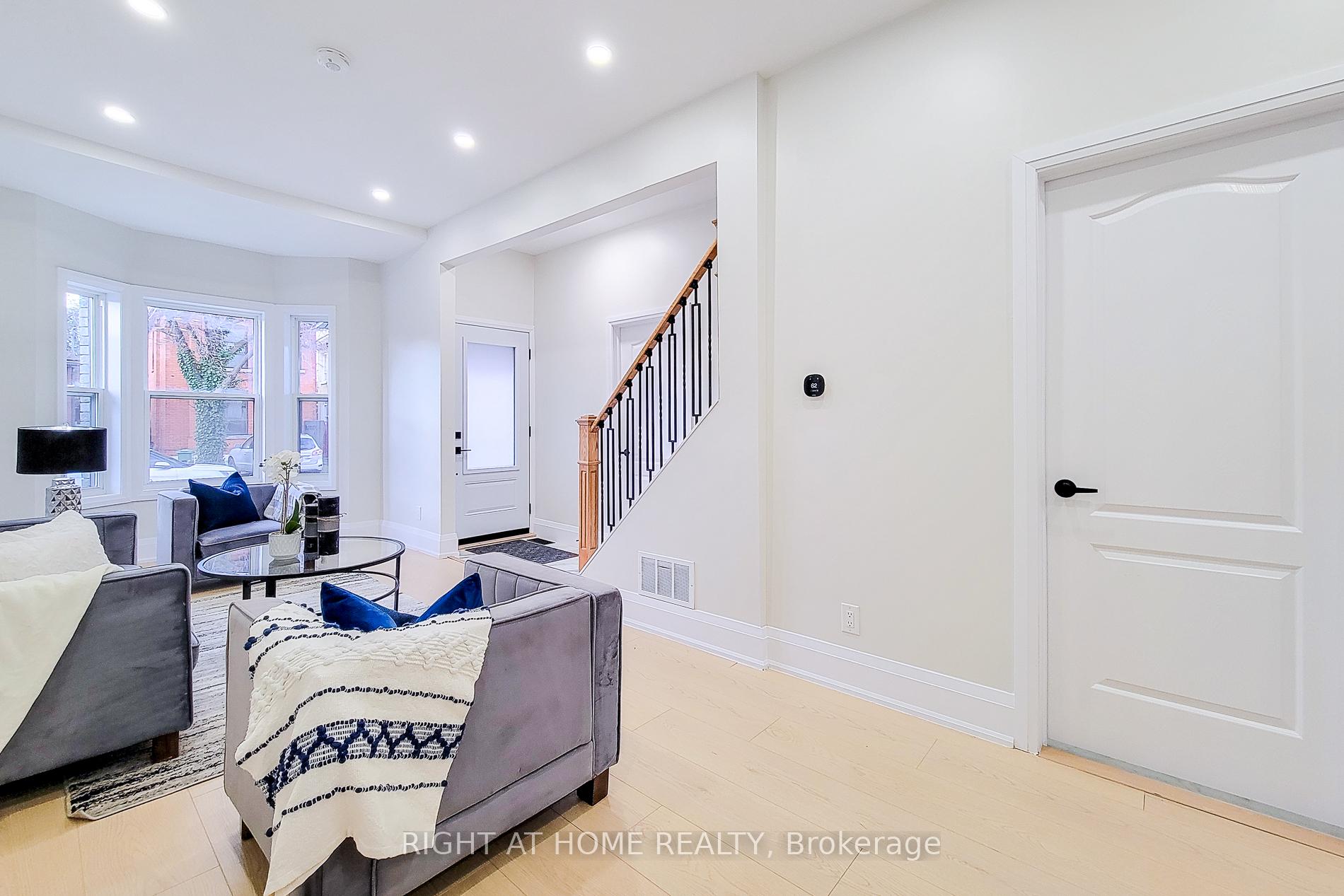 Photo 12 of 38 Clyde Street, Hamilton, Landsdale — HOMEH