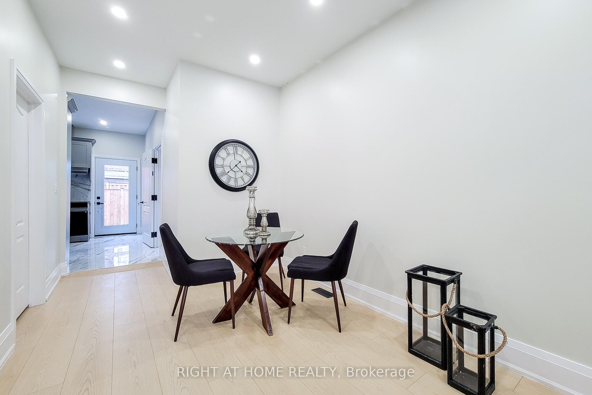 Photo 13 of 38 Clyde Street, Hamilton, Landsdale — HOMEH