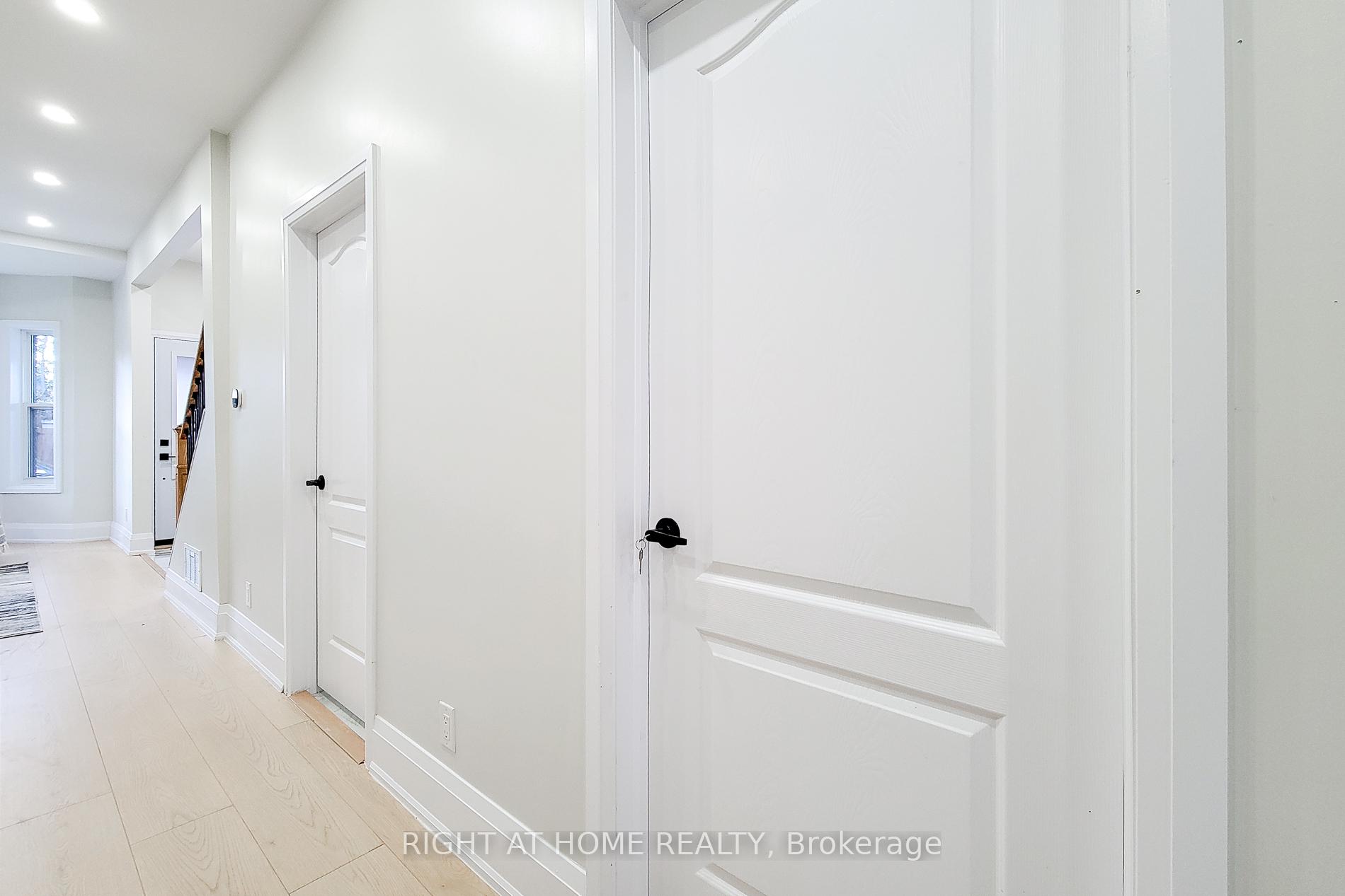 Photo 17 of 38 Clyde Street, Hamilton, Landsdale — HOMEH