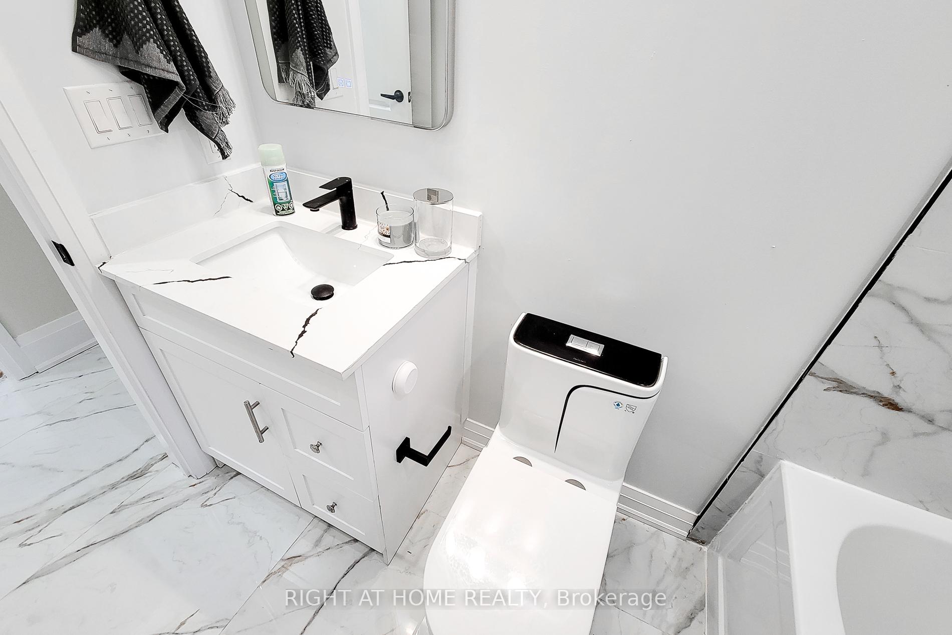 Photo 19 of 38 Clyde Street, Hamilton, Landsdale — HOMEH