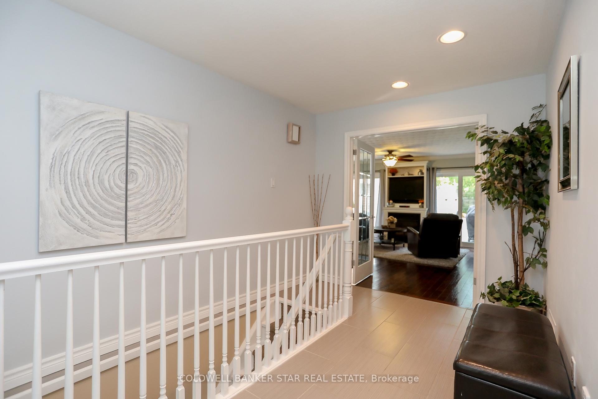Photo 5 of 7 Wright Crescent, St. Thomas — HOMEH