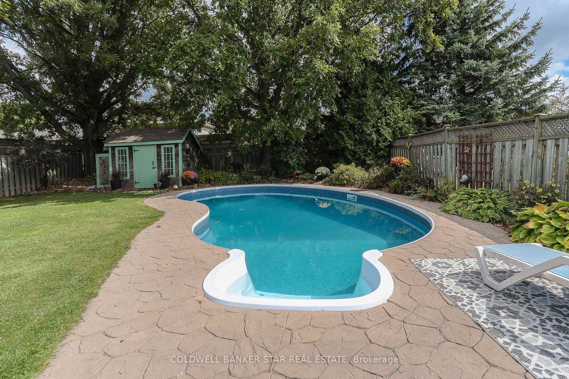 Photo 35 of 7 Wright Crescent, St. Thomas — HOMEH