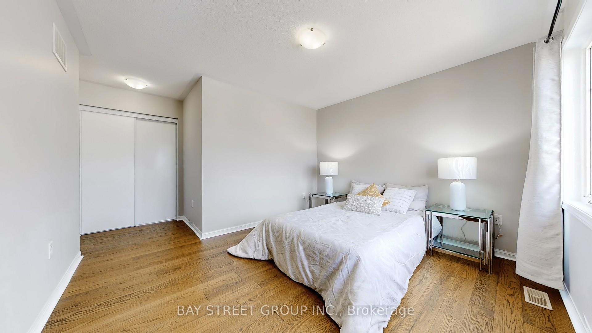 Photo 25 of 76 Roelfson Drive, Hamilton, Meadowlands — HOMEH