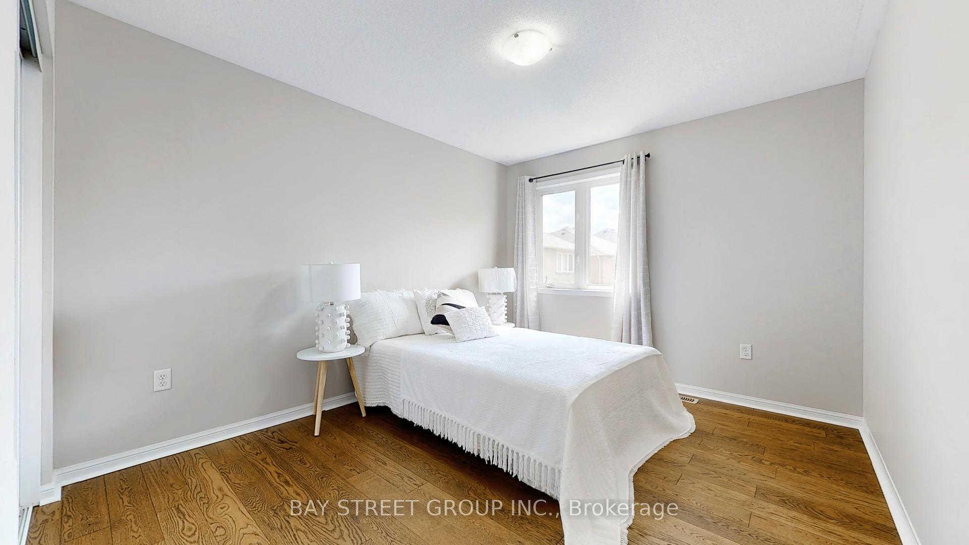 Photo 26 of 76 Roelfson Drive, Hamilton, Meadowlands — HOMEH
