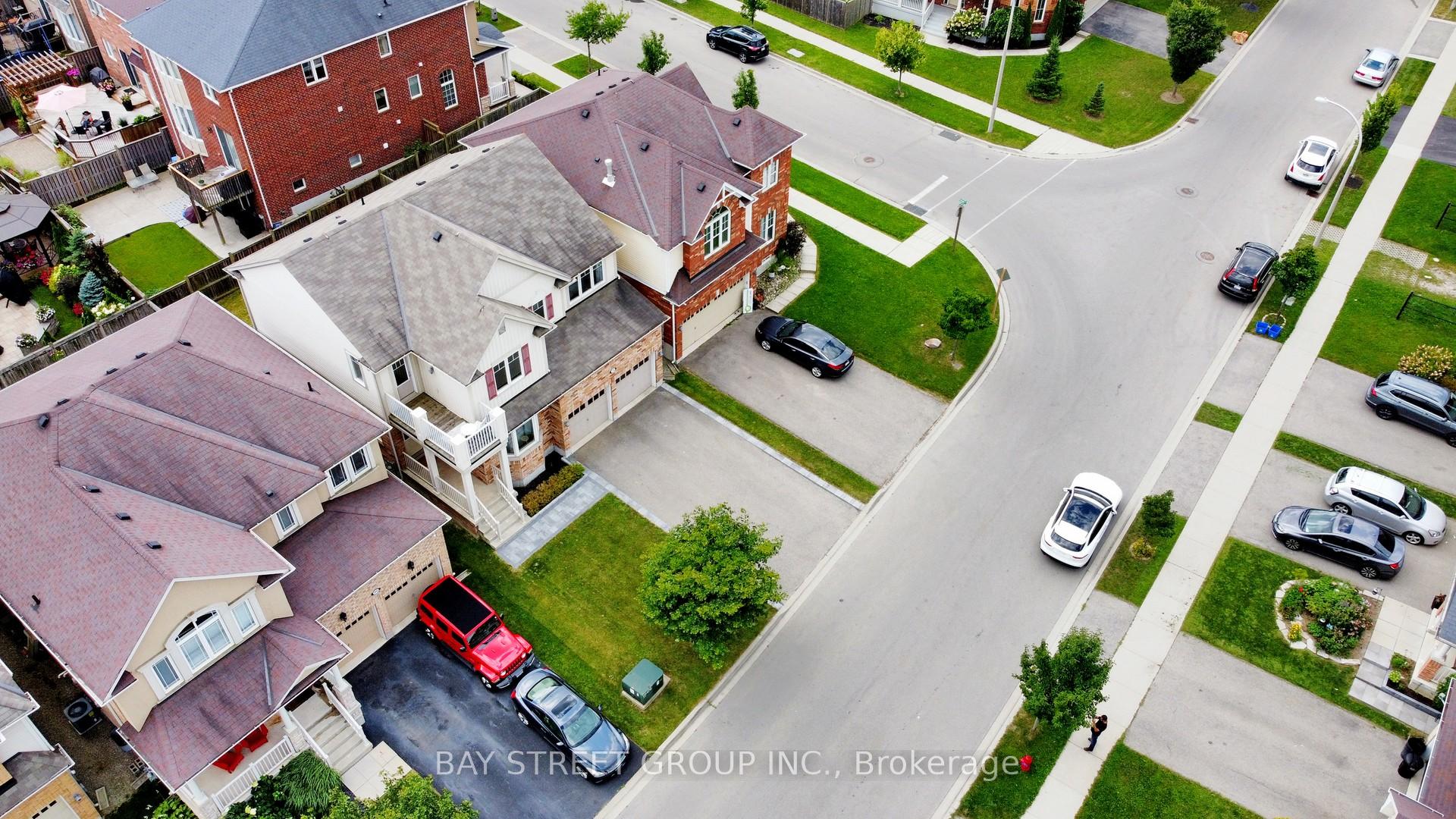 Photo 34 of 76 Roelfson Drive, Hamilton, Meadowlands — HOMEH