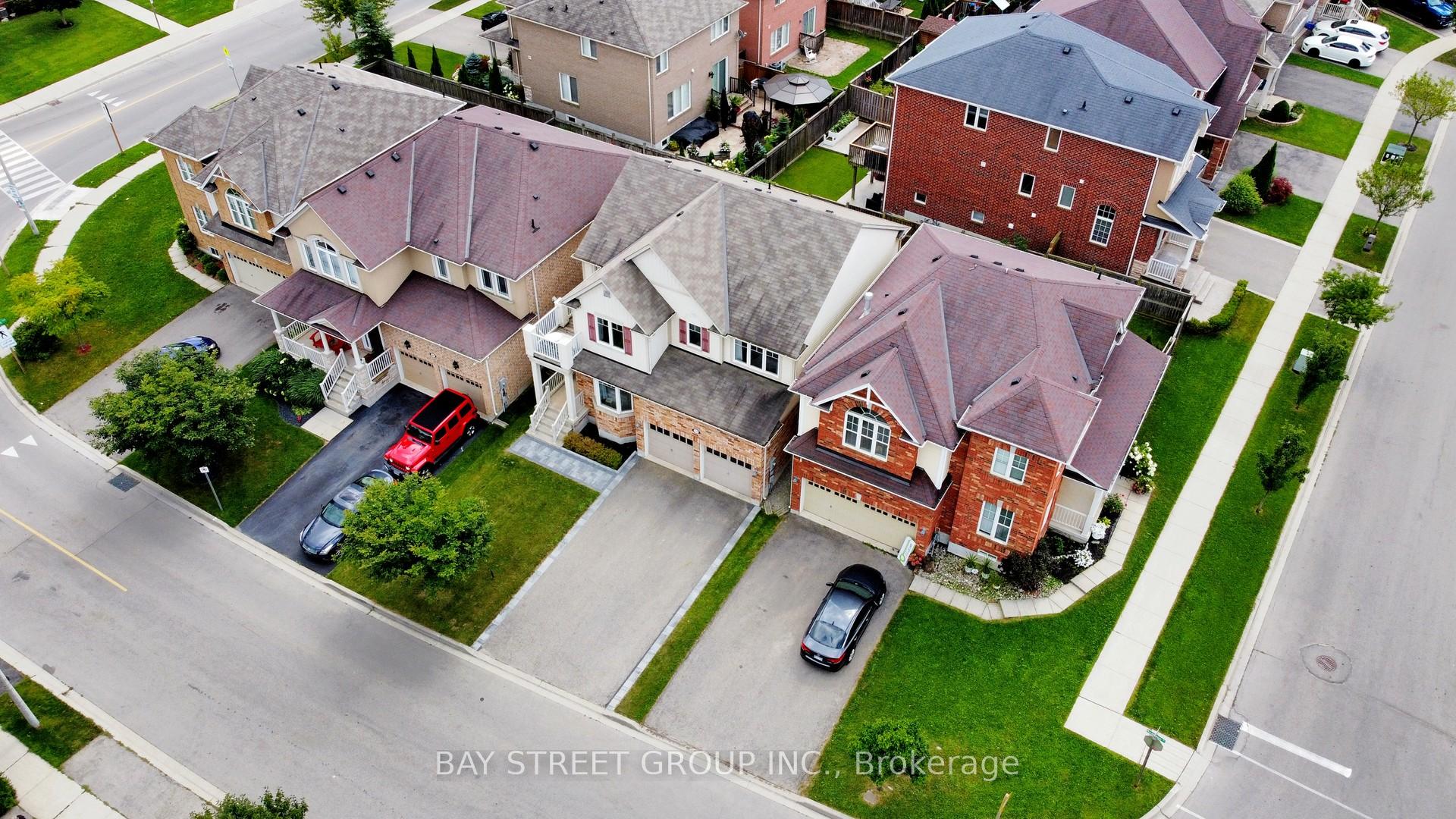 Photo 36 of 76 Roelfson Drive, Hamilton, Meadowlands — HOMEH