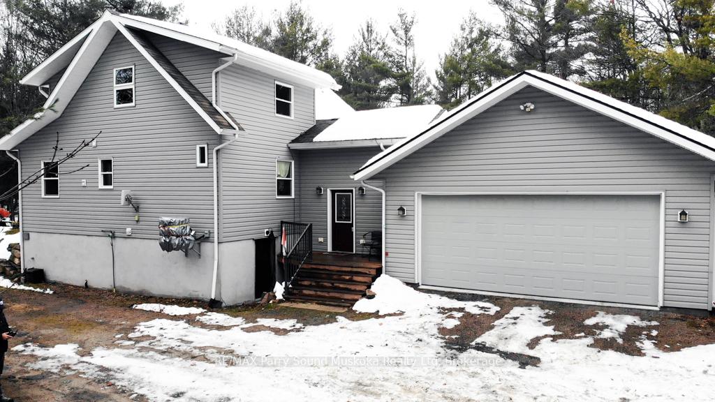 Photo 3 of 74 Carling Bay Road W, Carling — HOMEH