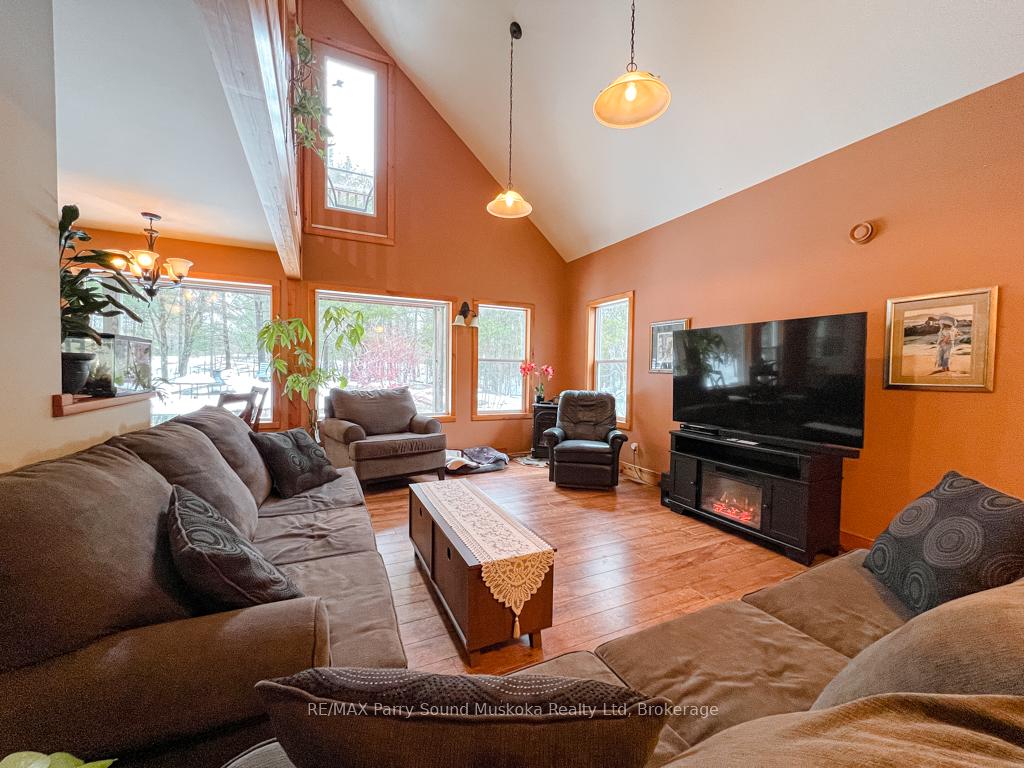 Photo 15 of 74 Carling Bay Road W, Carling — HOMEH