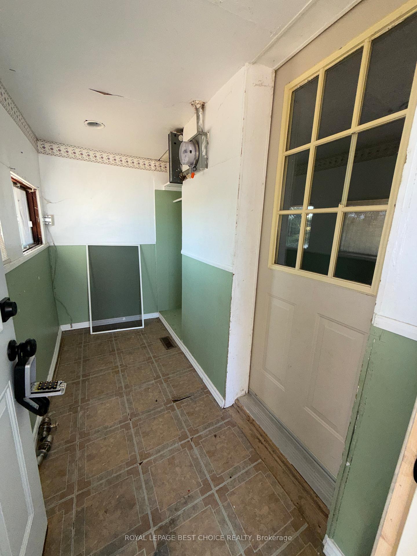 Photo 13 of 36 Russell Street, Cobalt — HOMEH