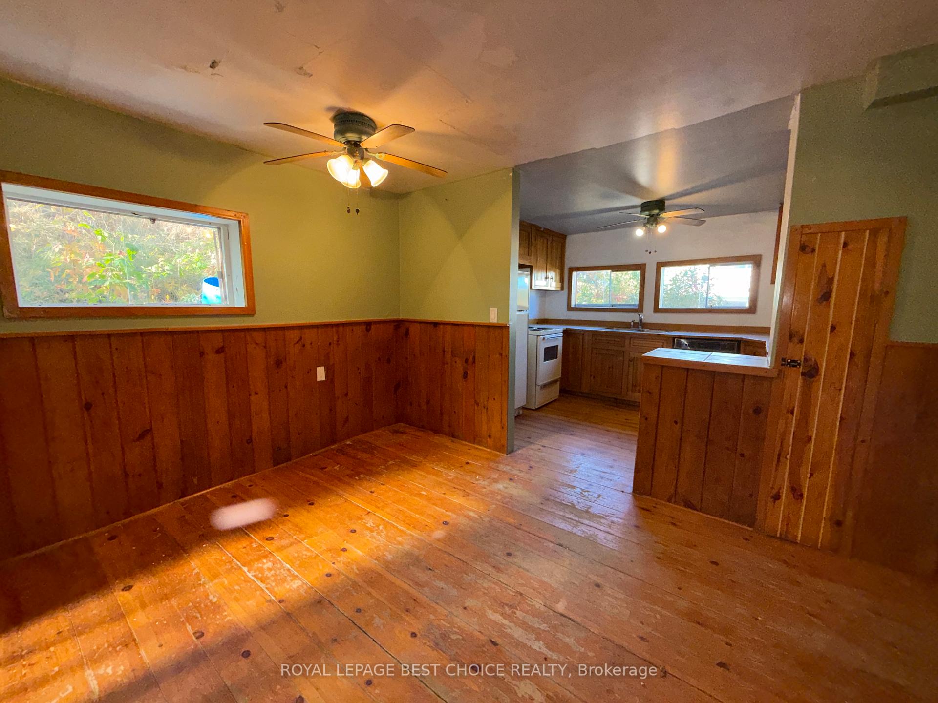 Photo 15 of 36 Russell Street, Cobalt — HOMEH