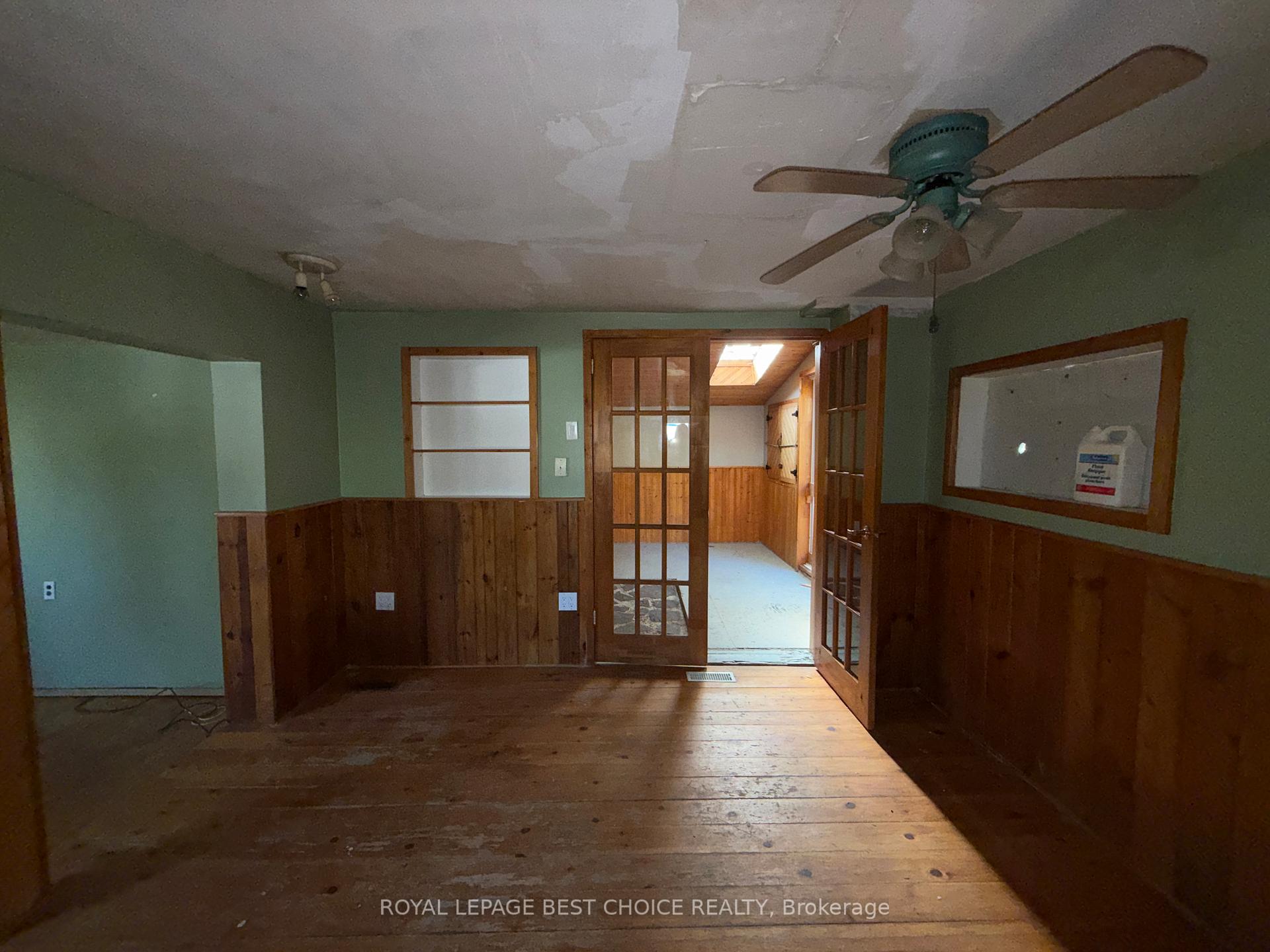 Photo 18 of 36 Russell Street, Cobalt — HOMEH
