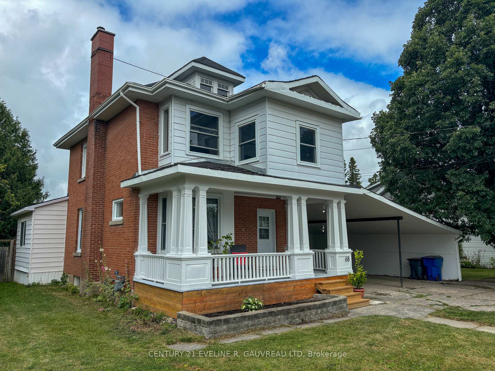 Front of 68 John Street