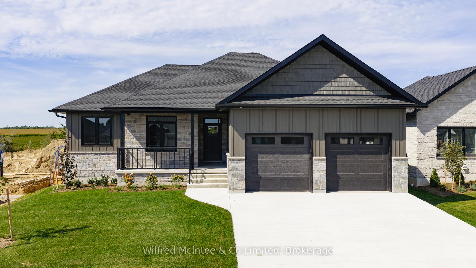 Front of 105 Devinwood Avenue