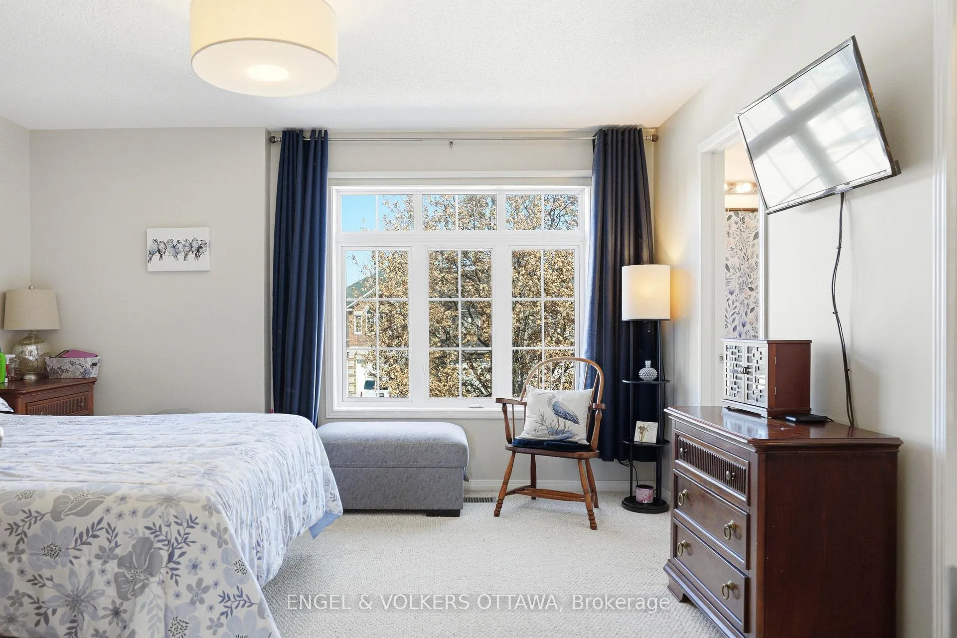 Photo 16 of 1092 Brasseur Crescent, Ottawa, Fallingbrook/Gardenway South — HOMEH