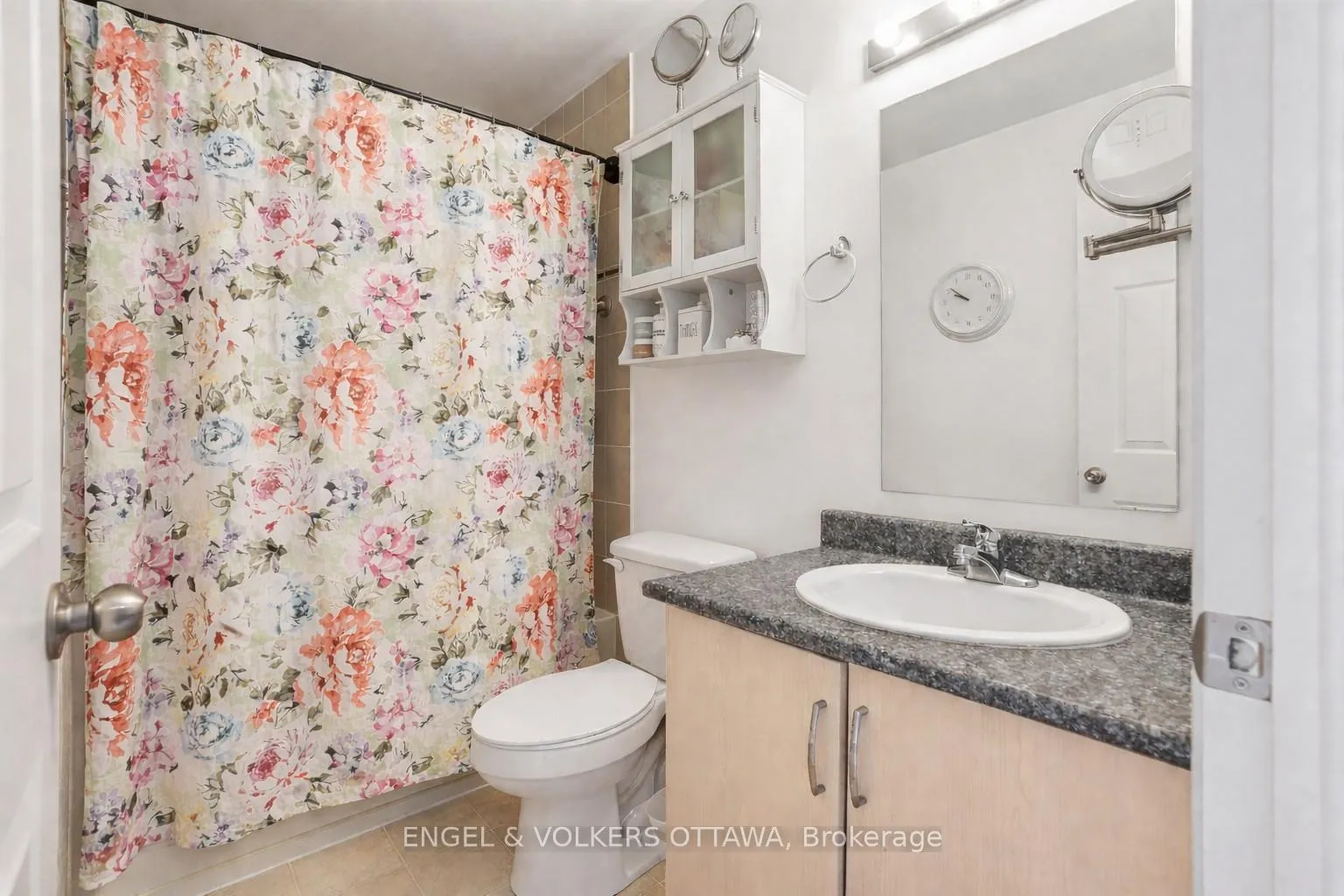 Photo 21 of 1092 Brasseur Crescent, Ottawa, Fallingbrook/Gardenway South — HOMEH