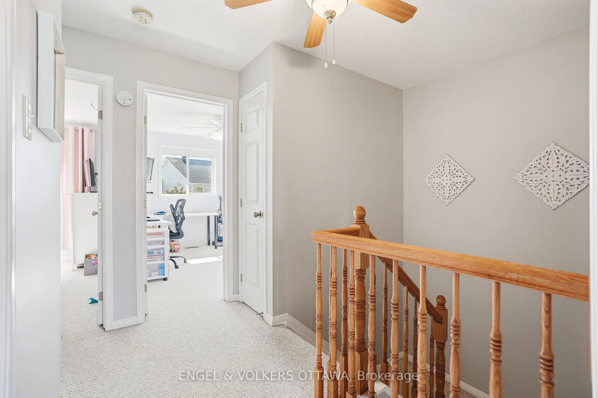 Photo 22 of 1092 Brasseur Crescent, Ottawa, Fallingbrook/Gardenway South — HOMEH