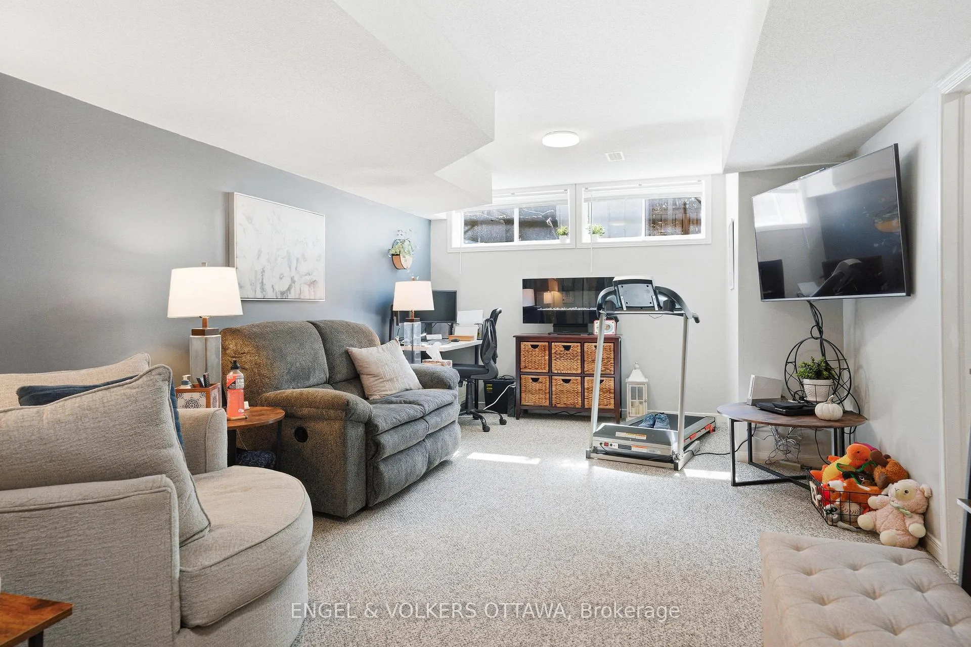 Photo 29 of 1092 Brasseur Crescent, Ottawa, Fallingbrook/Gardenway South — HOMEH