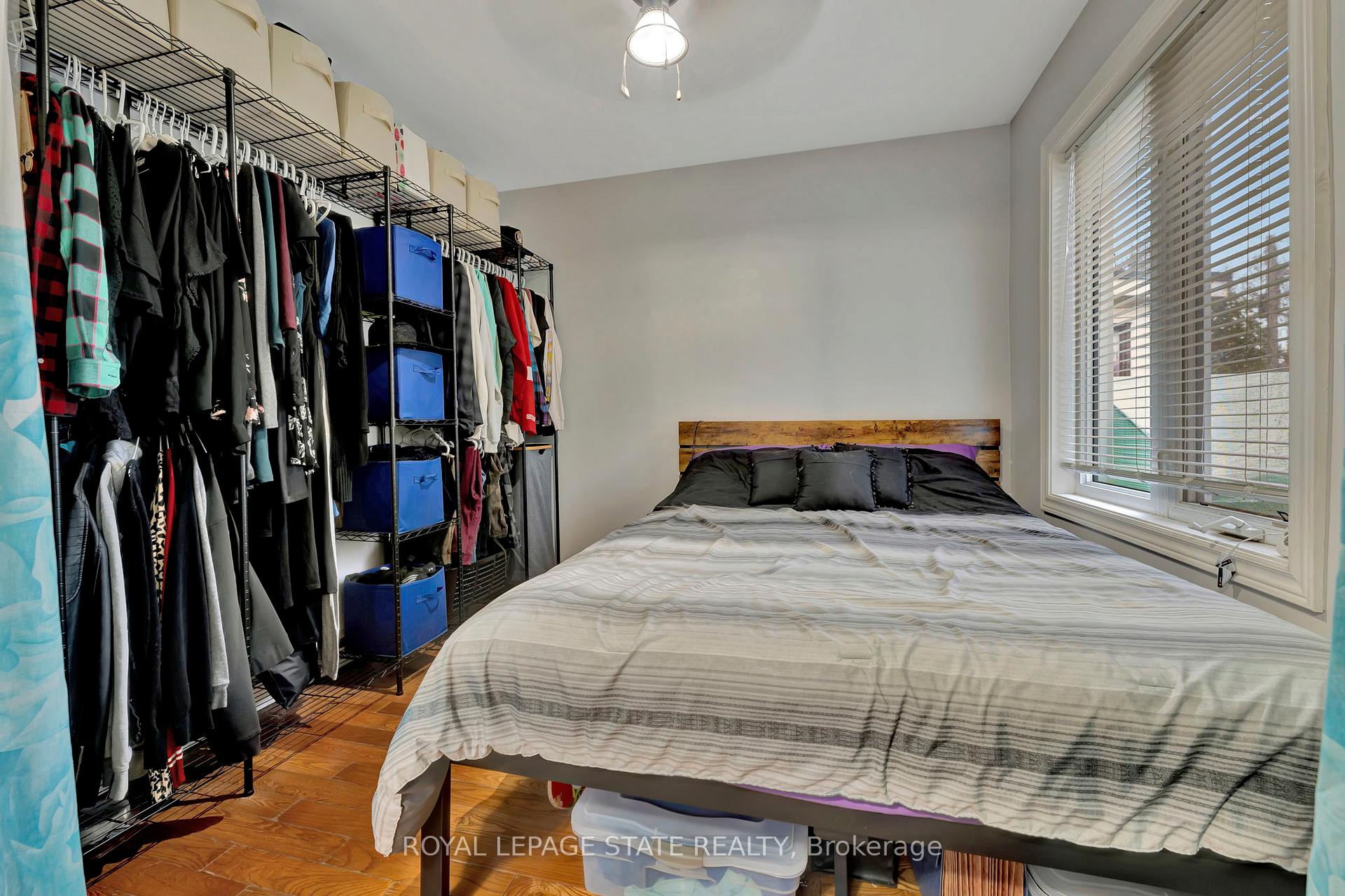 Photo 14 of 62 Houghton Avenue N, Hamilton, Crown Point — HOMEH