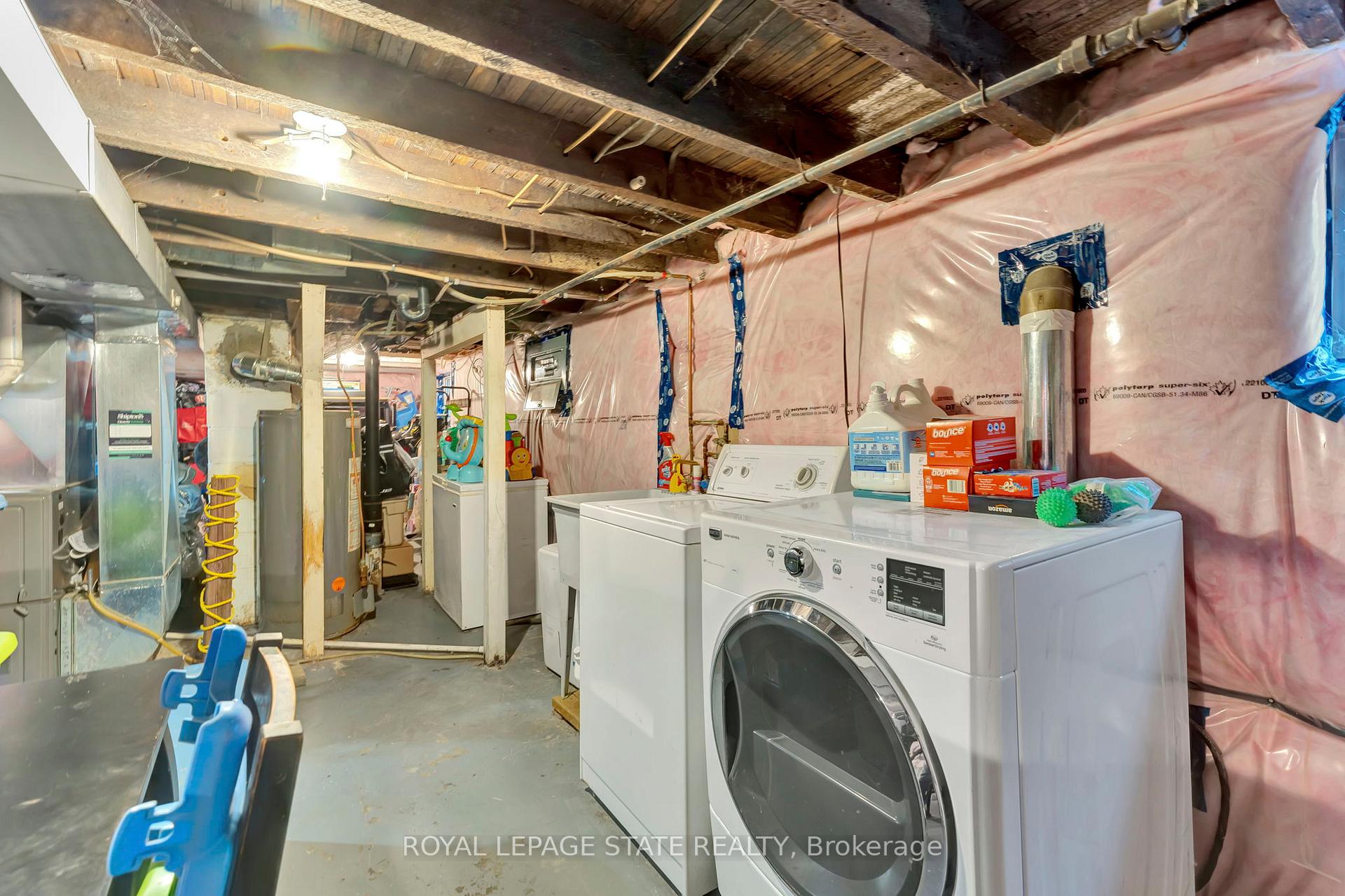Photo 19 of 62 Houghton Avenue N, Hamilton, Crown Point — HOMEH