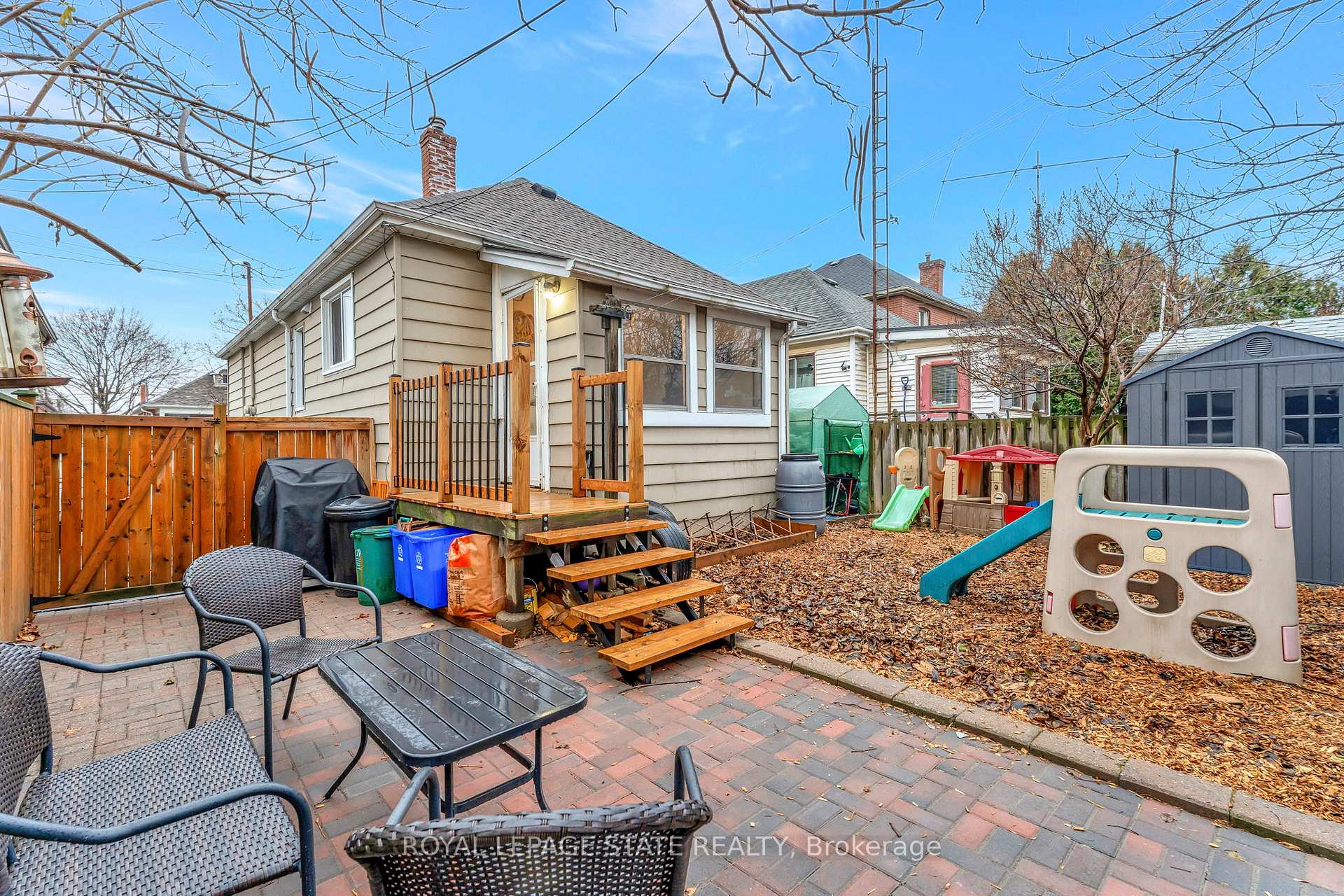 Photo 22 of 62 Houghton Avenue N, Hamilton, Crown Point — HOMEH