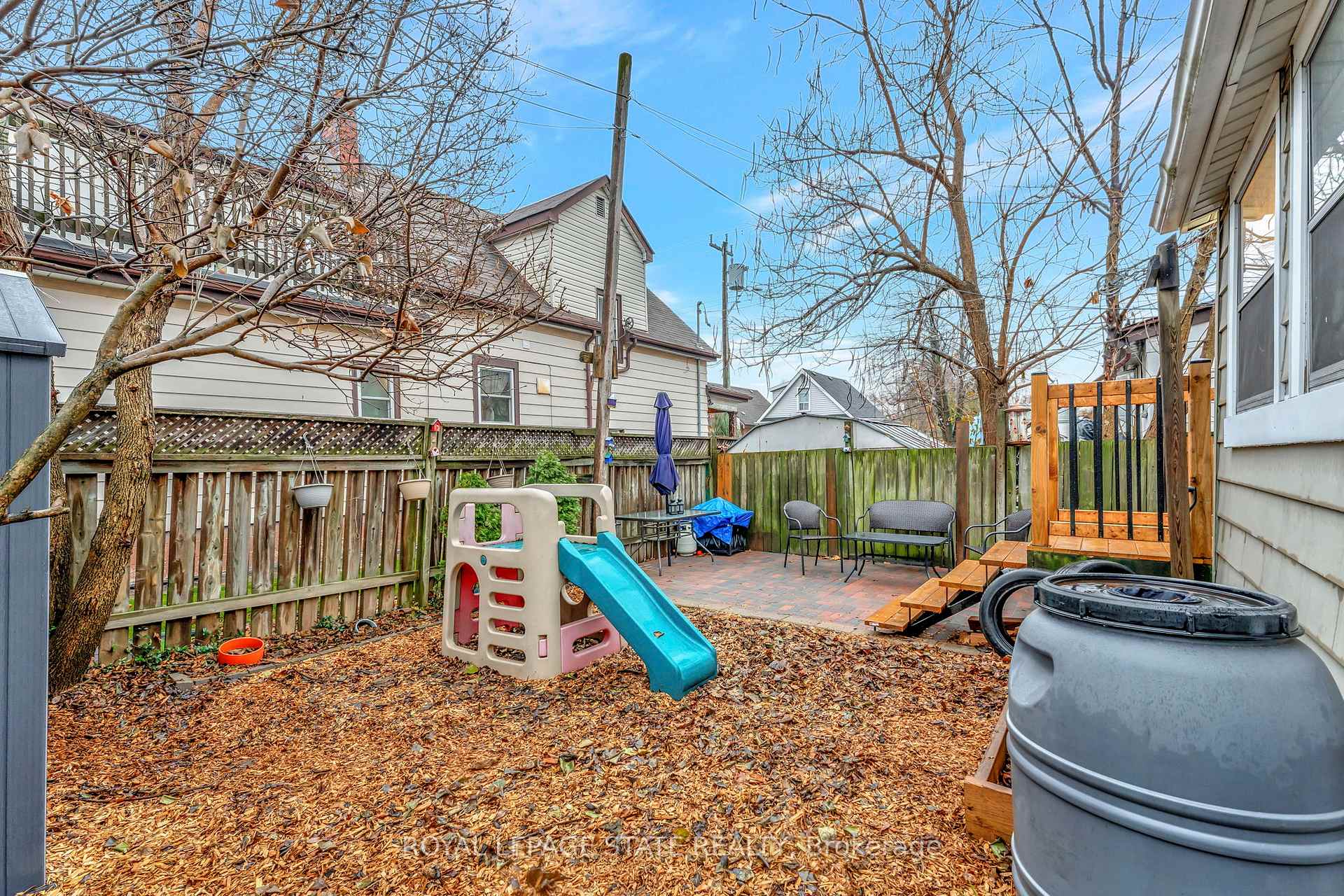 Photo 23 of 62 Houghton Avenue N, Hamilton, Crown Point — HOMEH