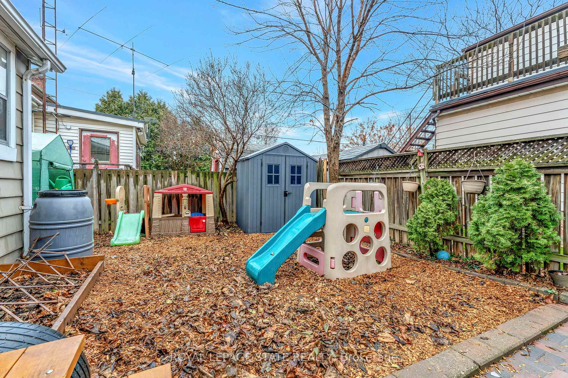 Photo 24 of 62 Houghton Avenue N, Hamilton, Crown Point — HOMEH