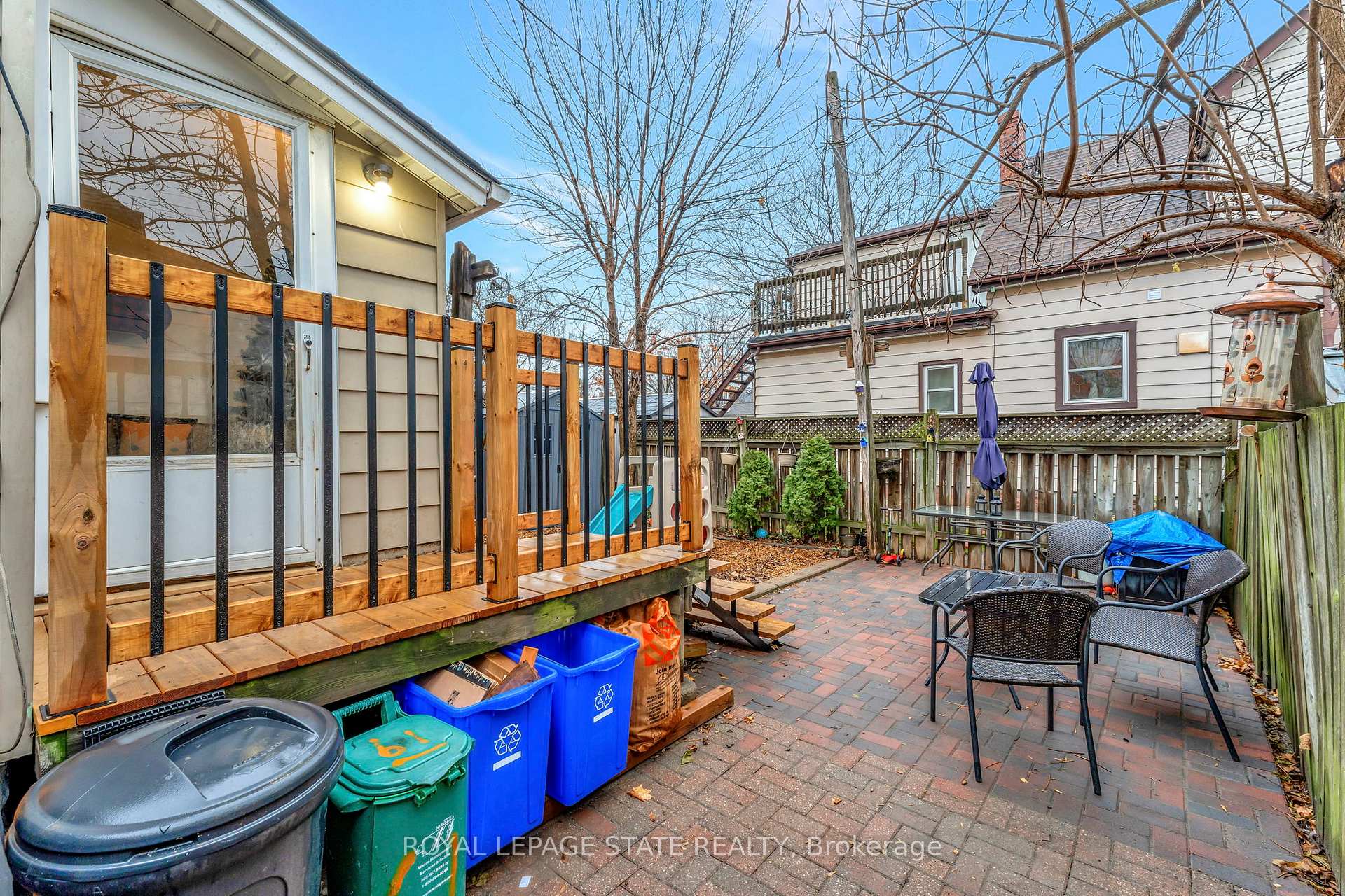 Photo 25 of 62 Houghton Avenue N, Hamilton, Crown Point — HOMEH