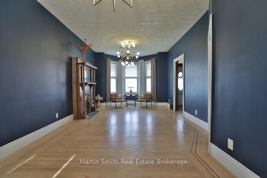 Photo 25 of 456 King William Street, Hamilton, Landsdale — HOMEH