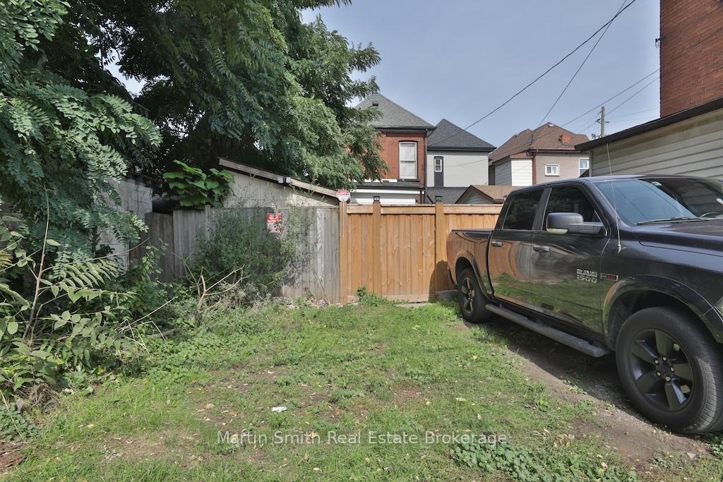 Photo 47 of 456 King William Street, Hamilton, Landsdale — HOMEH