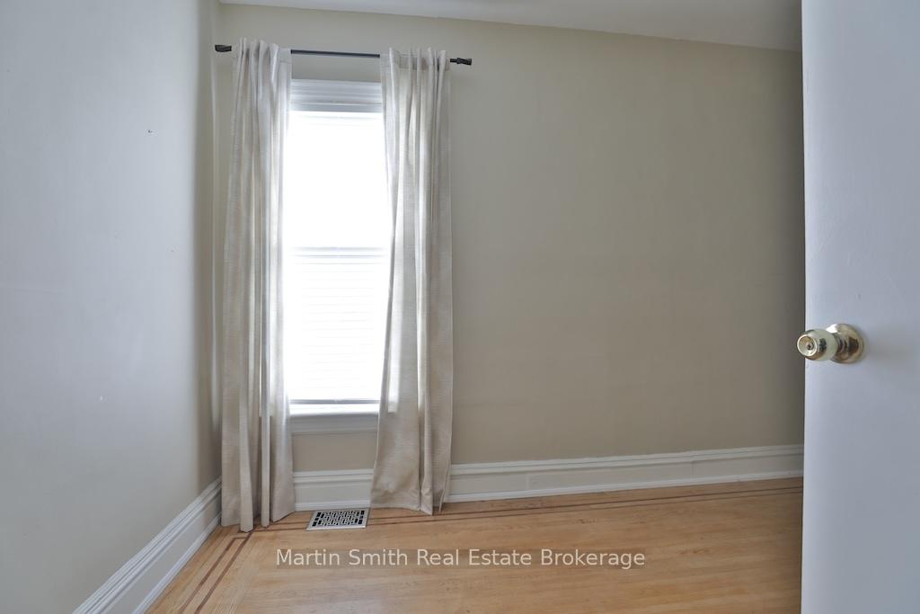 Photo 48 of 456 King William Street, Hamilton, Landsdale — HOMEH