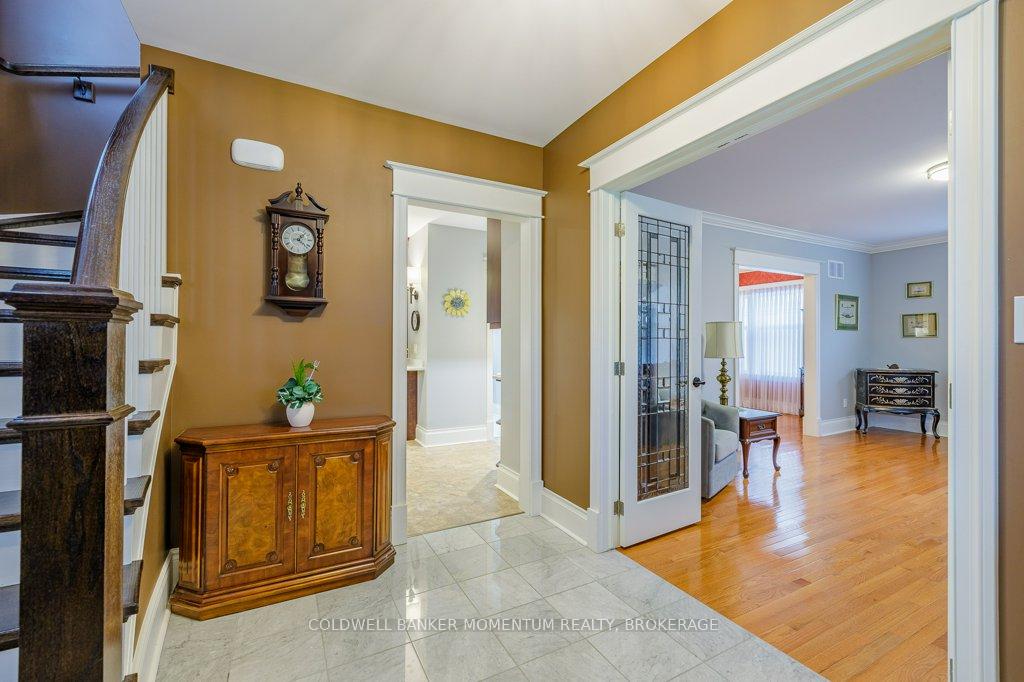 Photo 8 of 43 South Drive S, St. Catharines, Old Glenridge — HOMEH