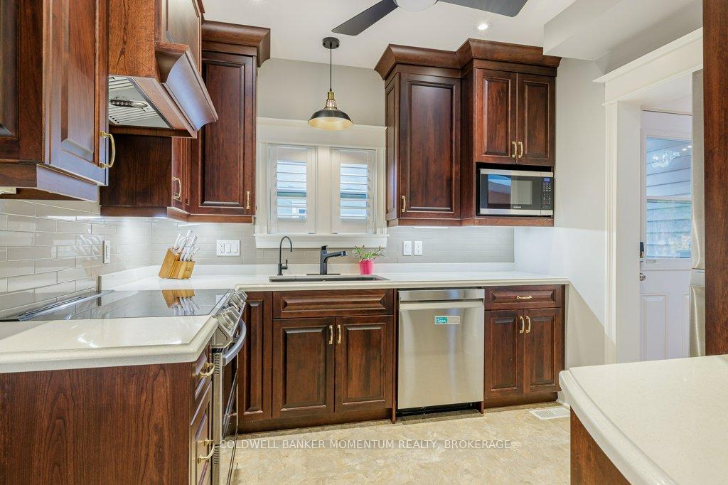 Photo 13 of 43 South Drive S, St. Catharines, Old Glenridge — HOMEH