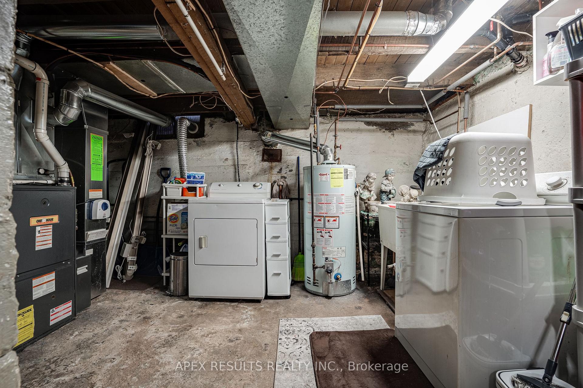 Photo 26 of 52 Mayflower Avenue, Hamilton, Crown Point — HOMEH