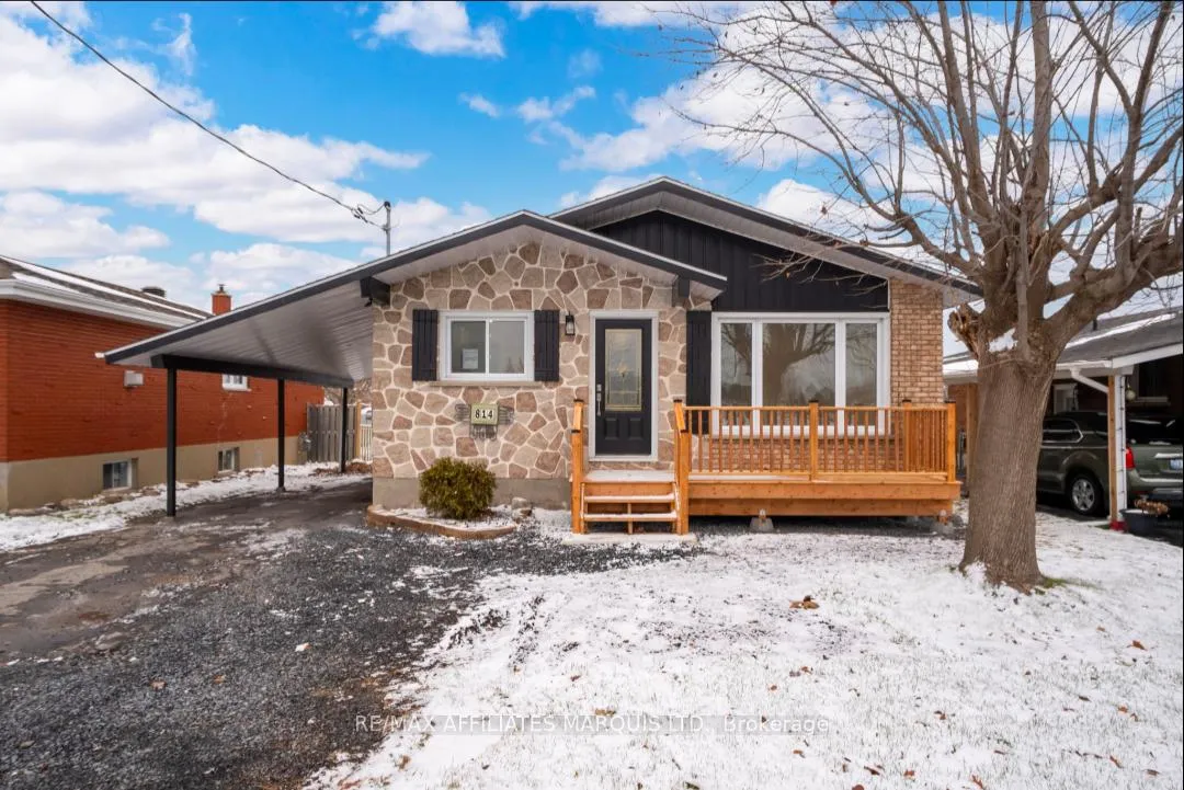 Photo 2 of 814 Alice Street, Cornwall — HOMEH