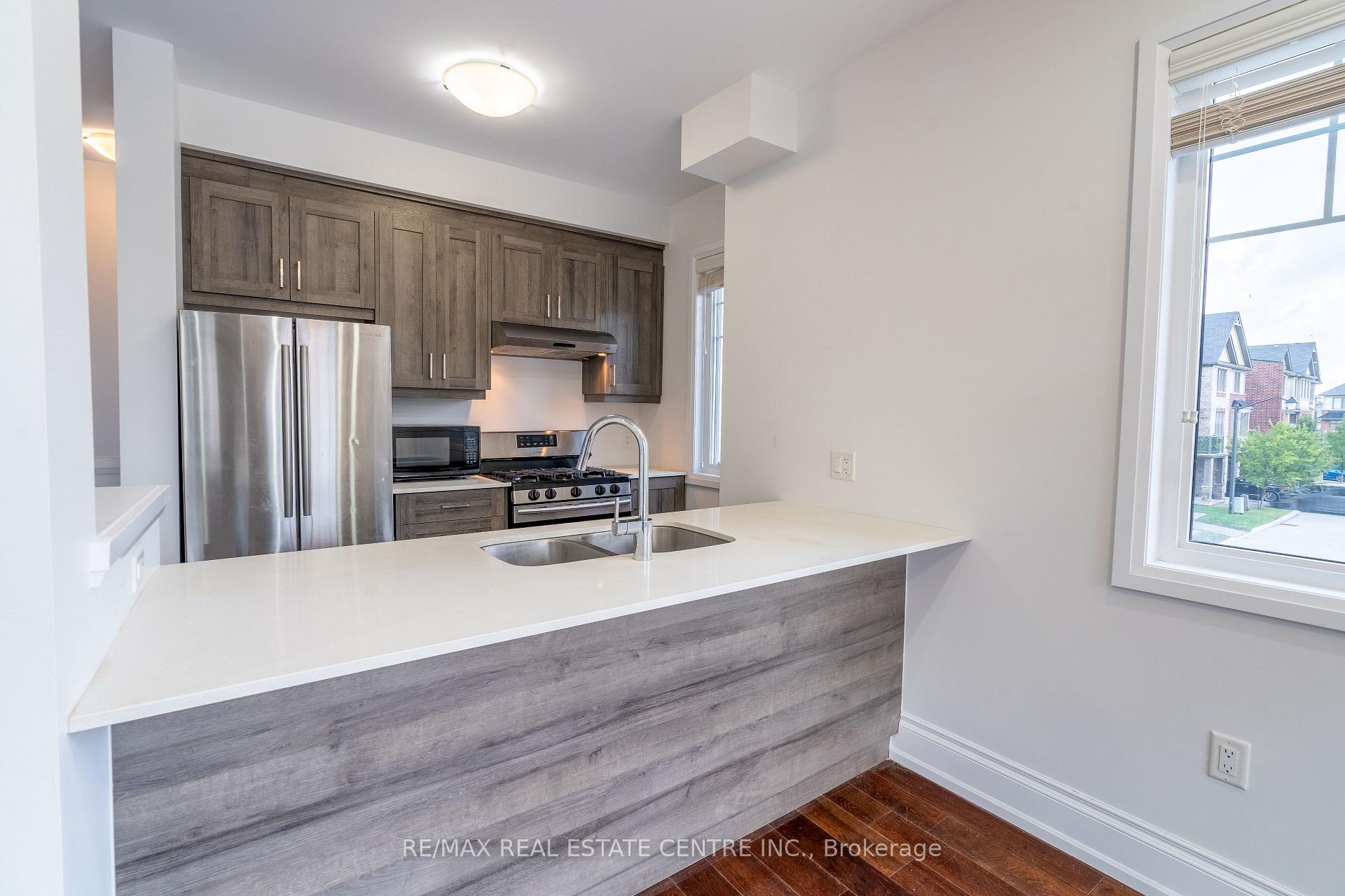 Photo 13 of 2 Near Lane, Hamilton, Ancaster — HOMEH