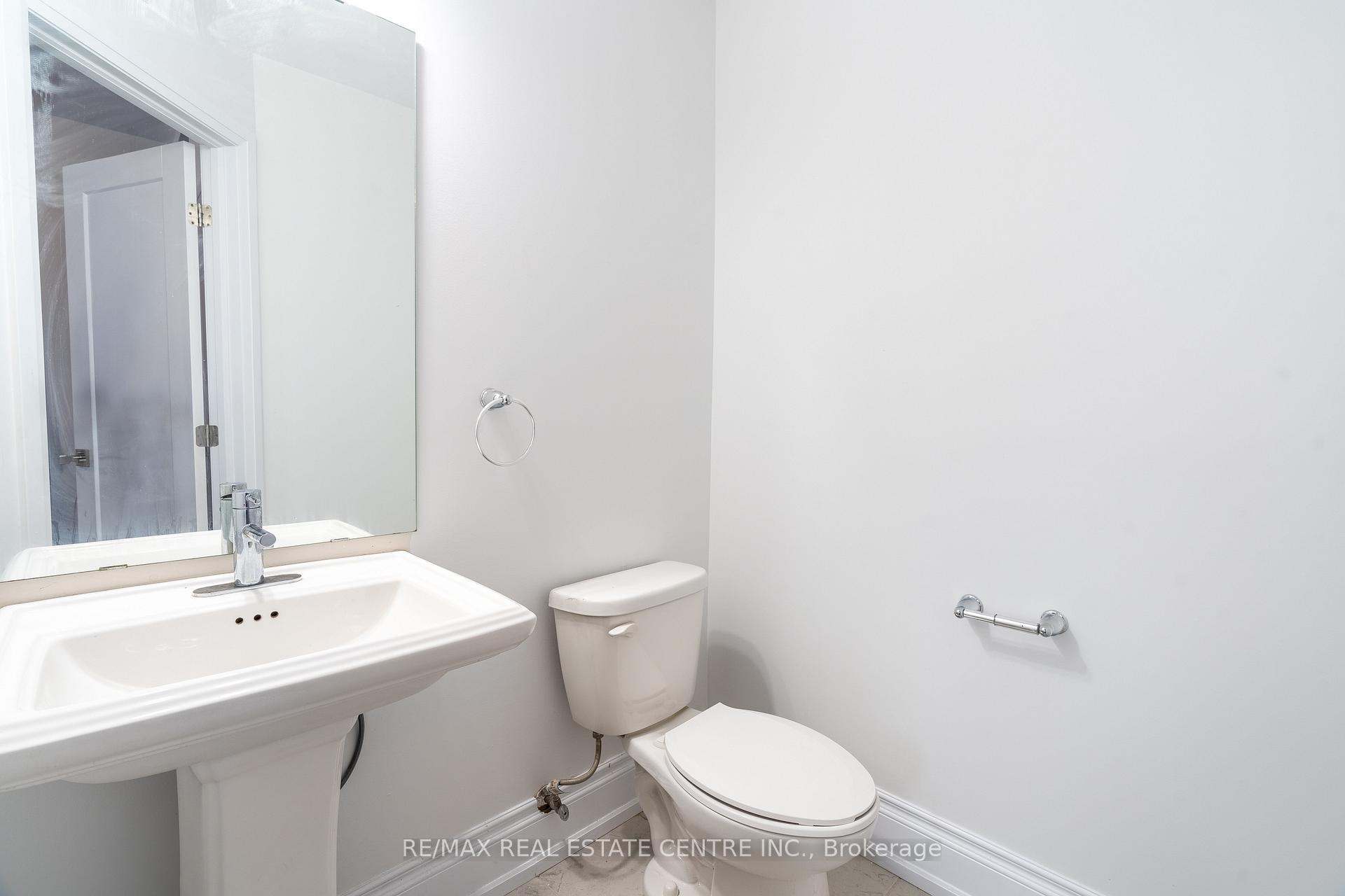 Photo 22 of 2 Near Lane, Hamilton, Ancaster — HOMEH