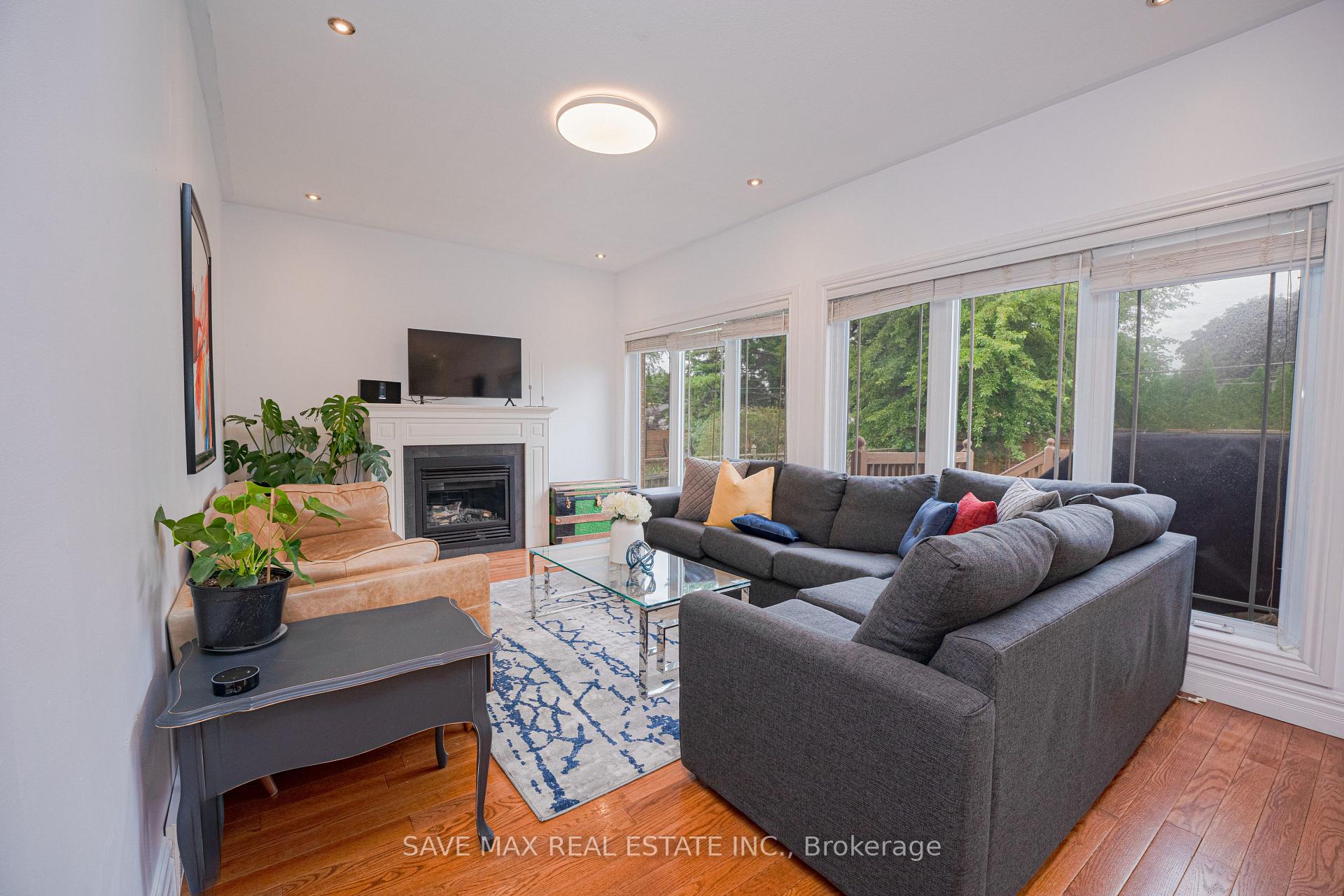 Photo 10 of 656 Geneva Street, St. Catharines, Lakeshore — HOMEH