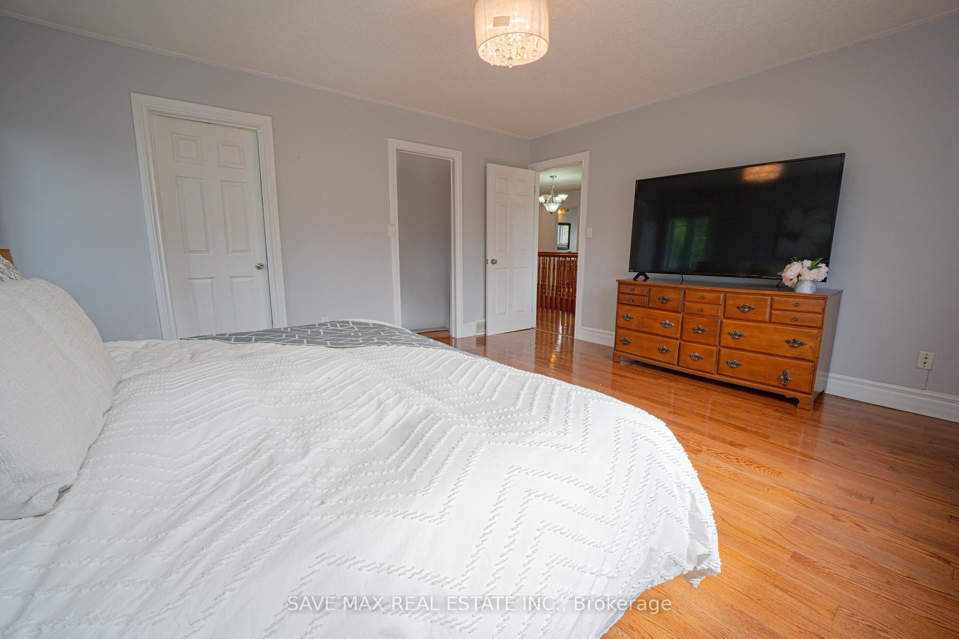 Photo 26 of 656 Geneva Street, St. Catharines, Lakeshore — HOMEH