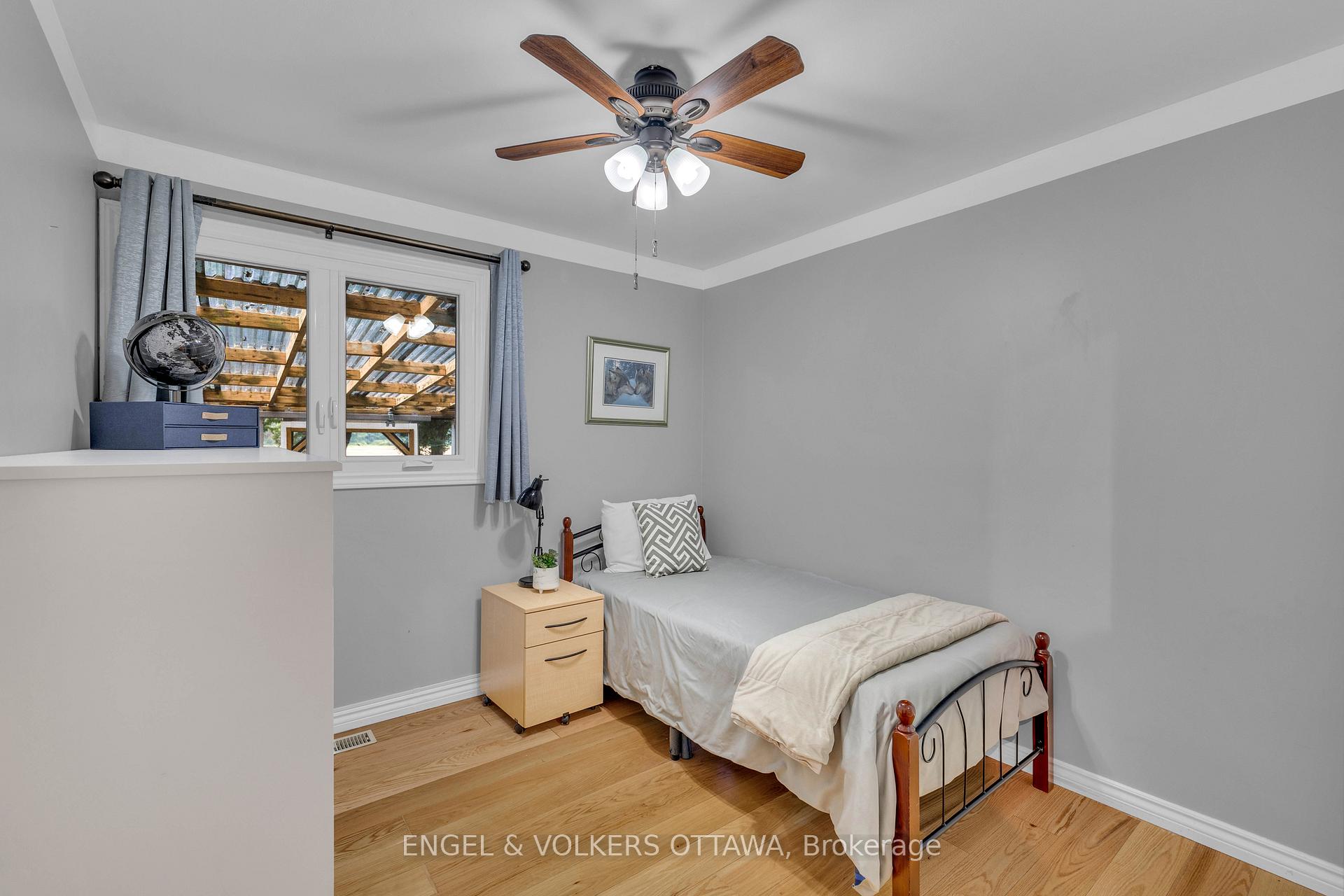 Photo 15 of 4690 Thunder Road, Ottawa, Carlsbad Springs — HOMEH