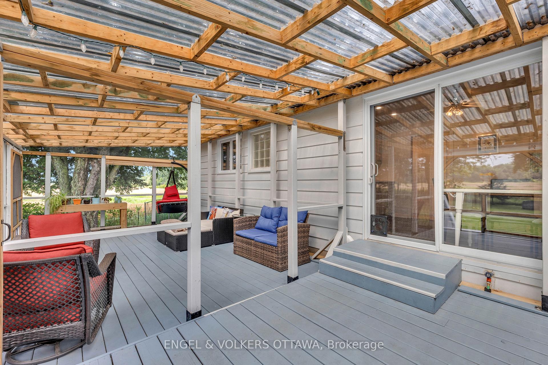 Photo 20 of 4690 Thunder Road, Ottawa, Carlsbad Springs — HOMEH