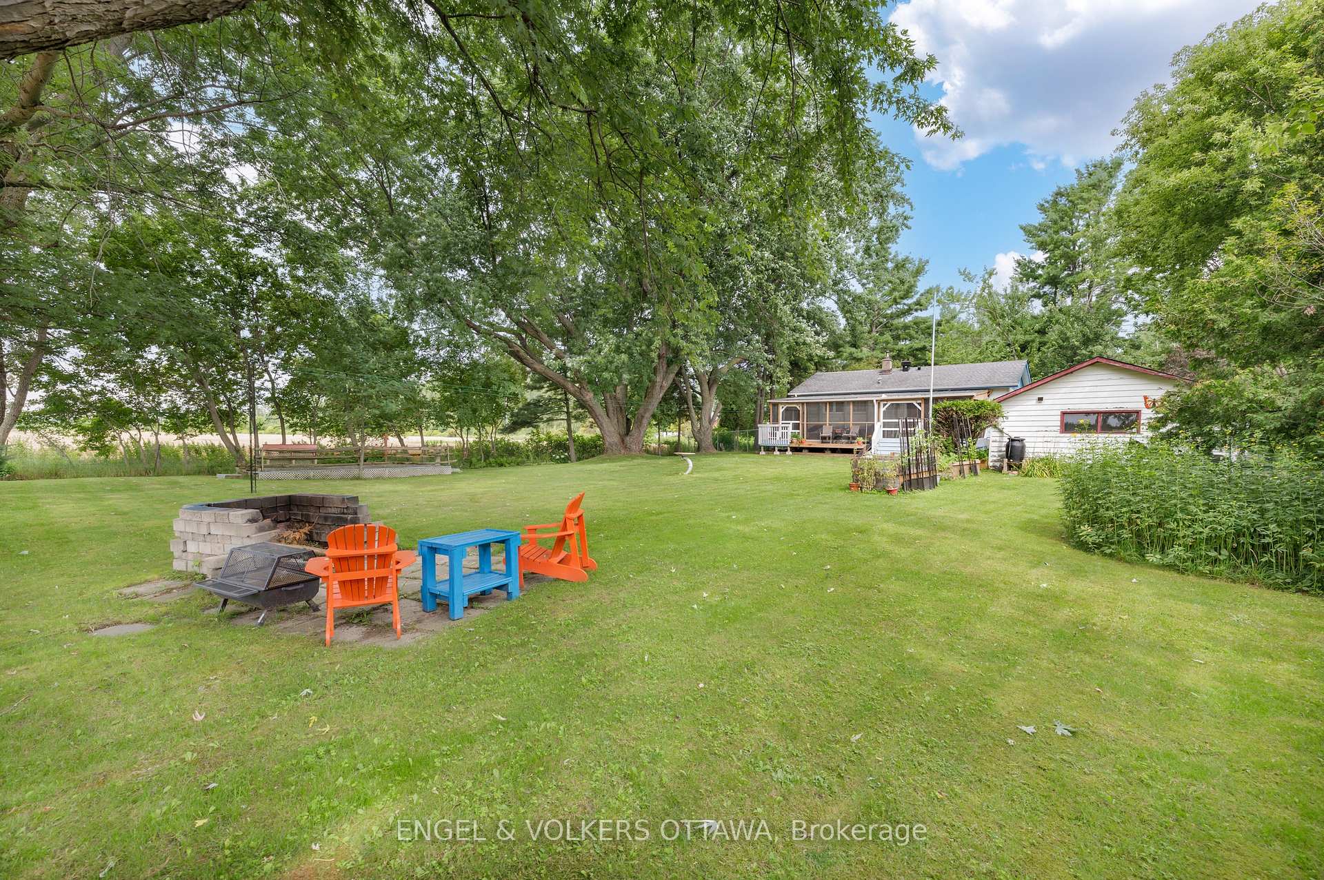 Photo 33 of 4690 Thunder Road, Ottawa, Carlsbad Springs — HOMEH