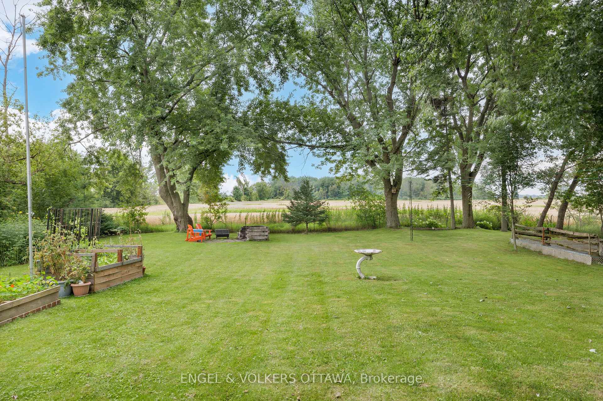 Photo 34 of 4690 Thunder Road, Ottawa, Carlsbad Springs — HOMEH