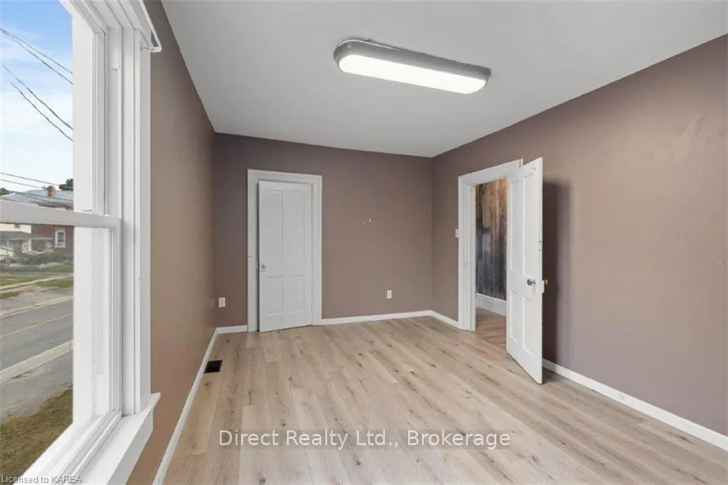 Photo 12 of 248 Dundas Street, Deseronto, Deseronto (Town) — HOMEH