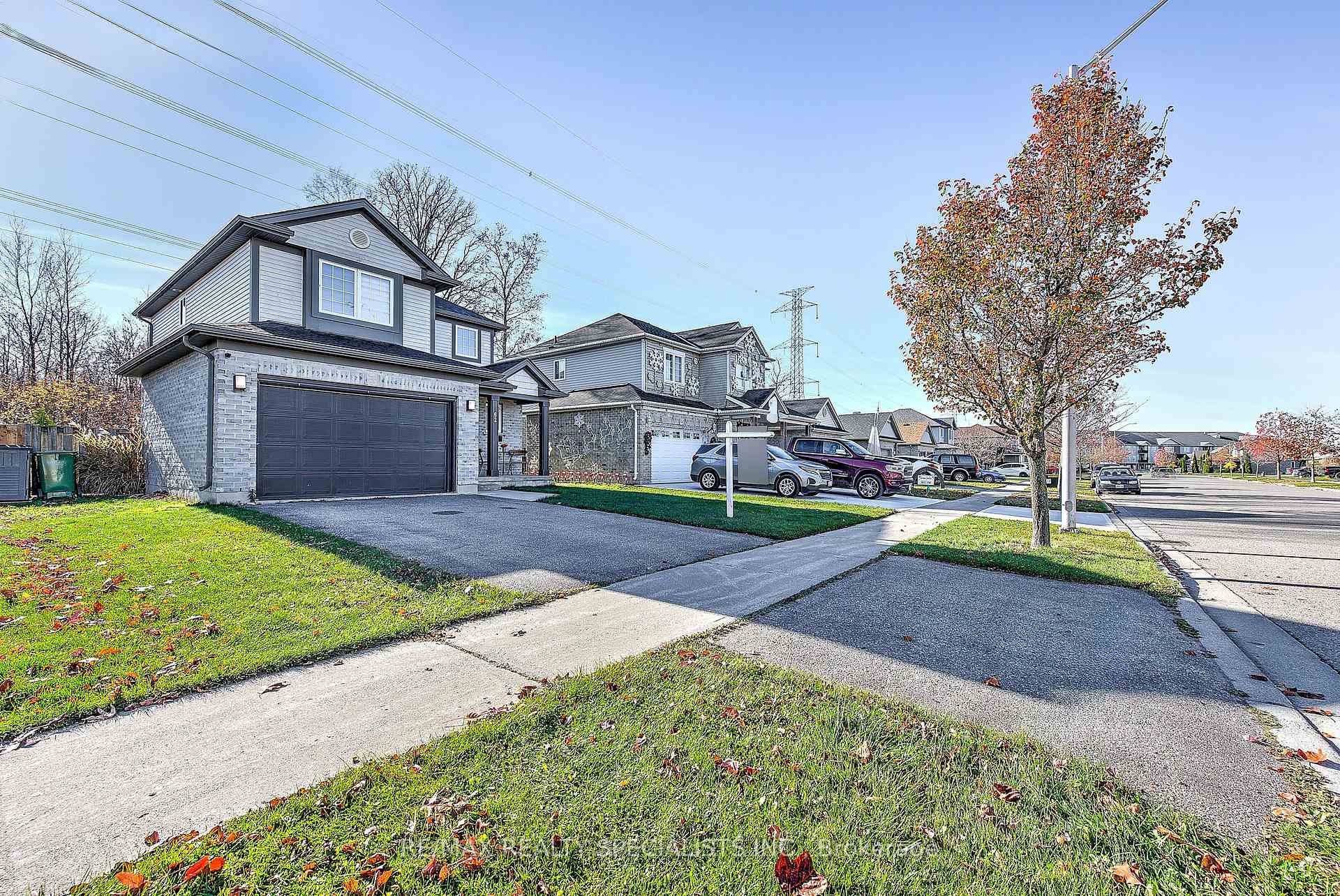 Photo 3 of 62 Greenway Boulevard, St. Thomas — HOMEH