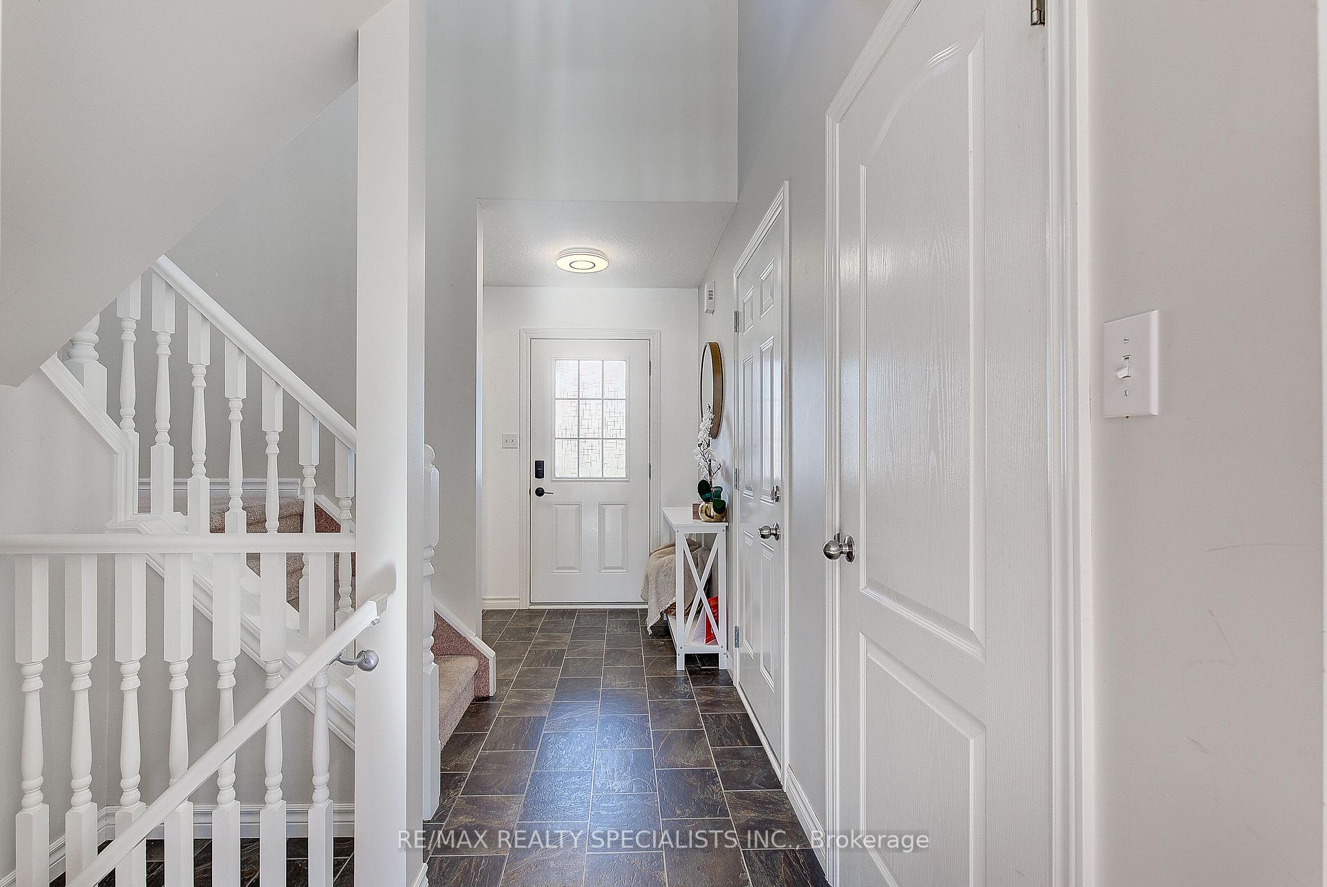 Photo 9 of 62 Greenway Boulevard, St. Thomas — HOMEH