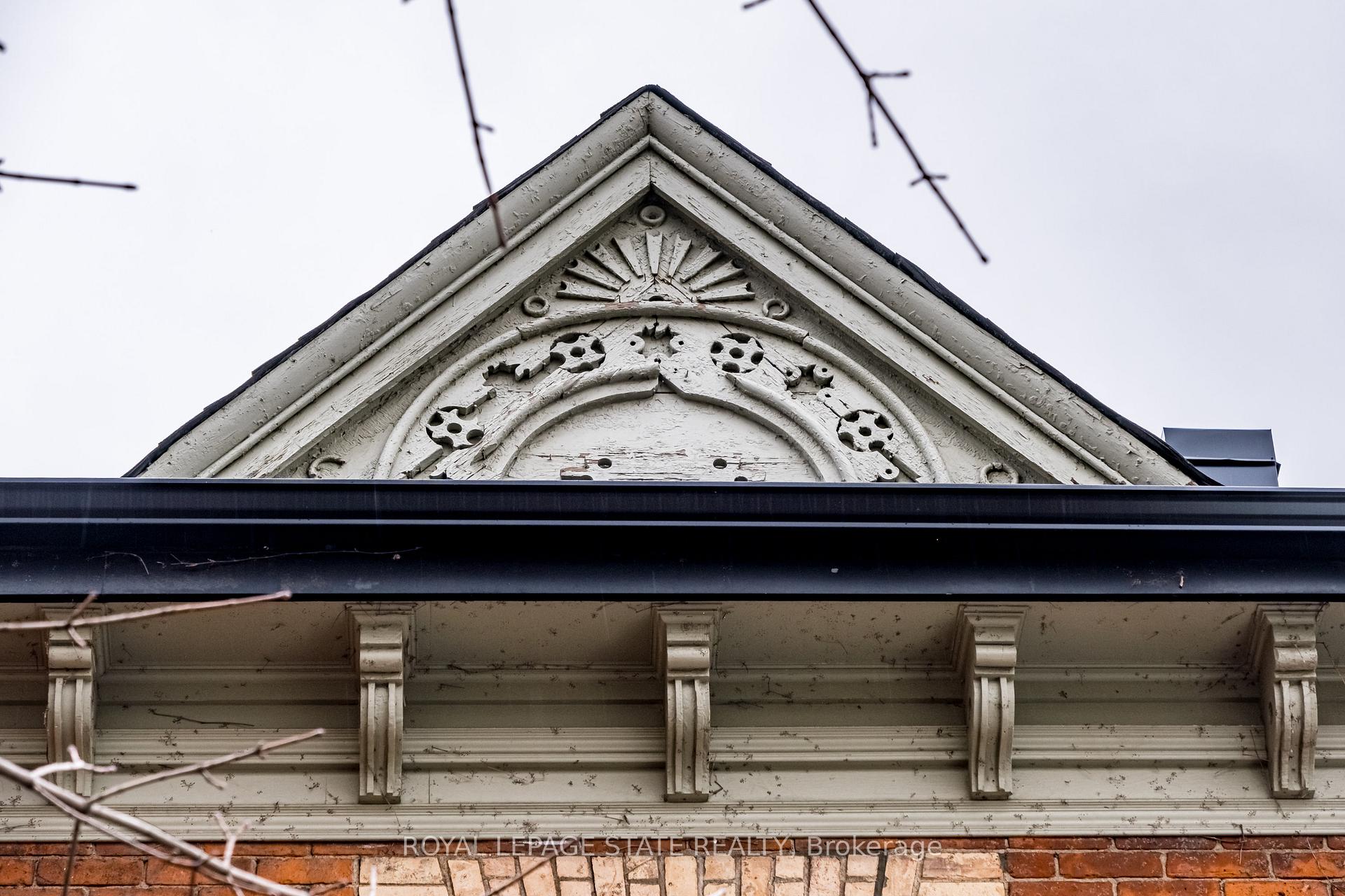 Photo 3 of 20 Peter Street, Hamilton, Central — HOMEH