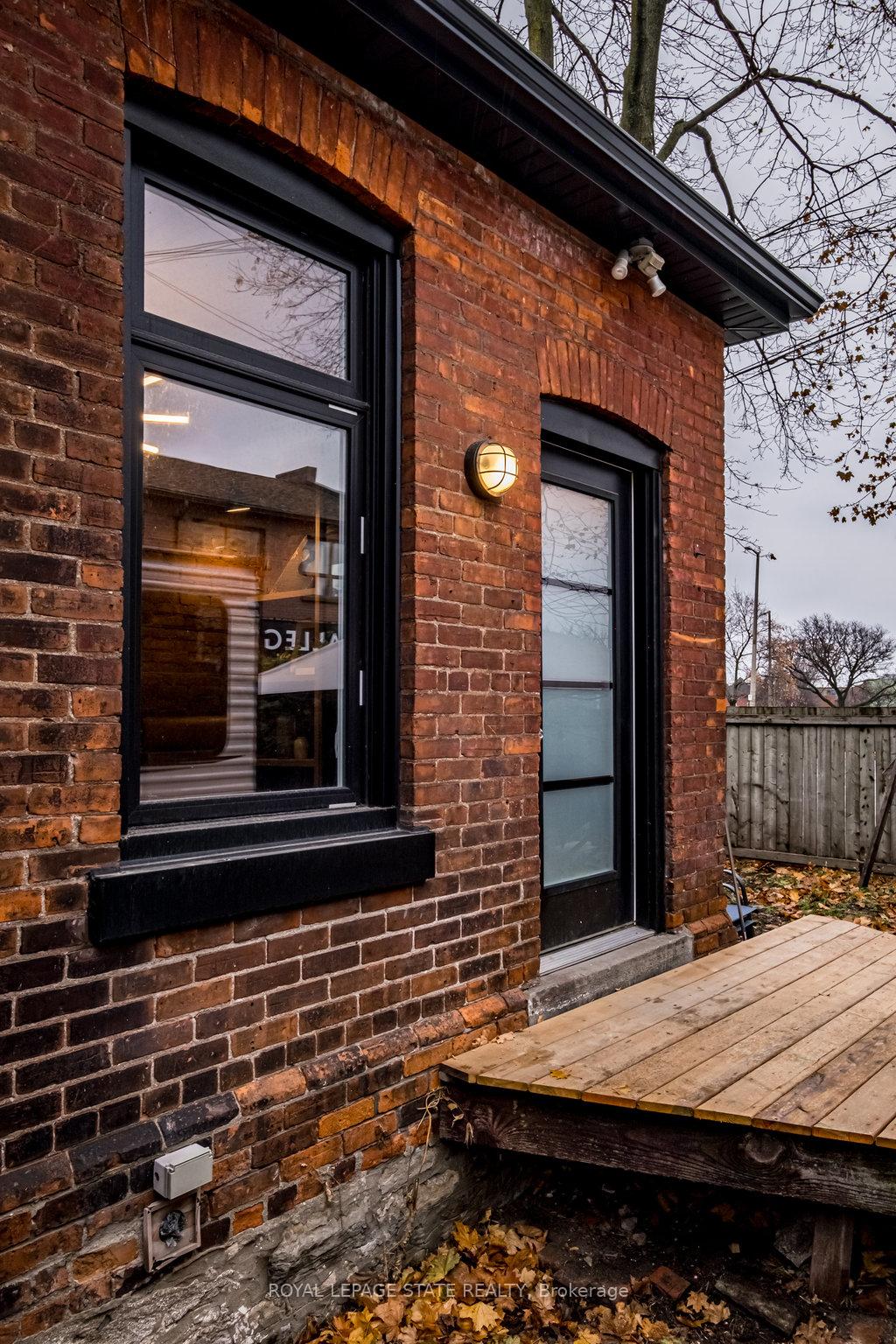 Photo 33 of 20 Peter Street, Hamilton, Central — HOMEH