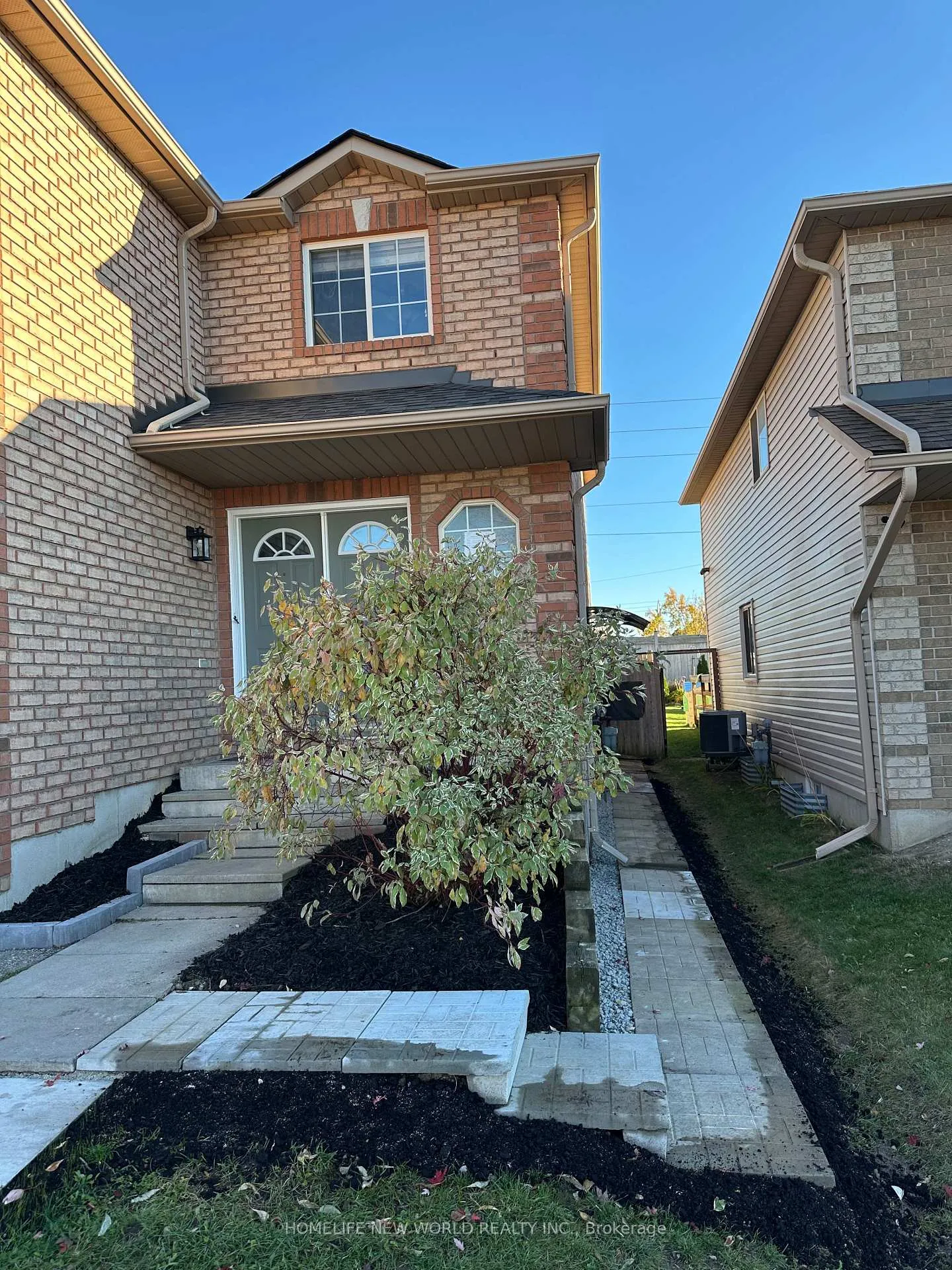Photo 2 of Unit Bsmt, 93 Courtney Crescent, Barrie, Painswick South — HOMEH